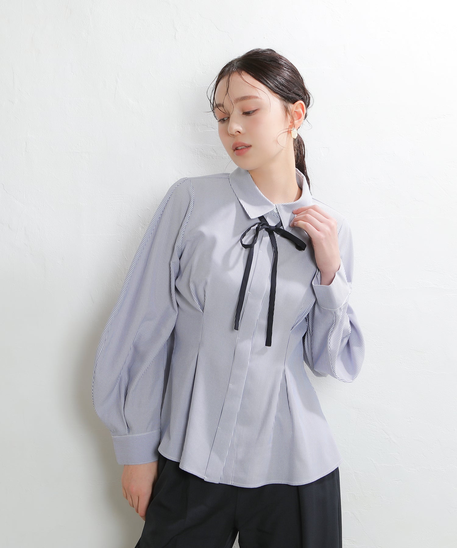 ホワイト×ブルー　model：171　着用サイズ：M