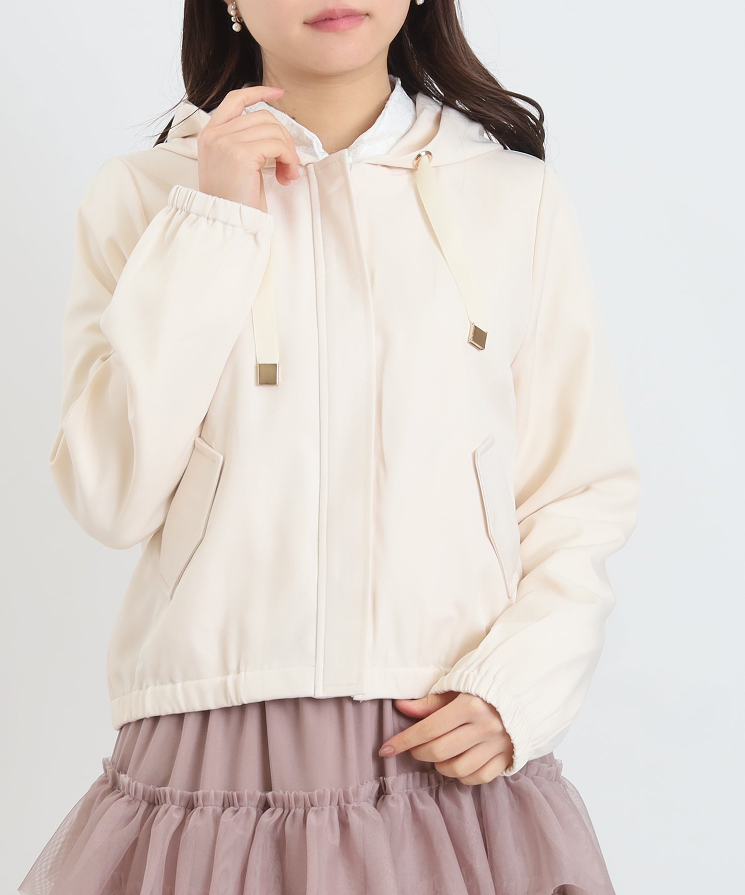 ベージュ　model：156　着用サイズ：M