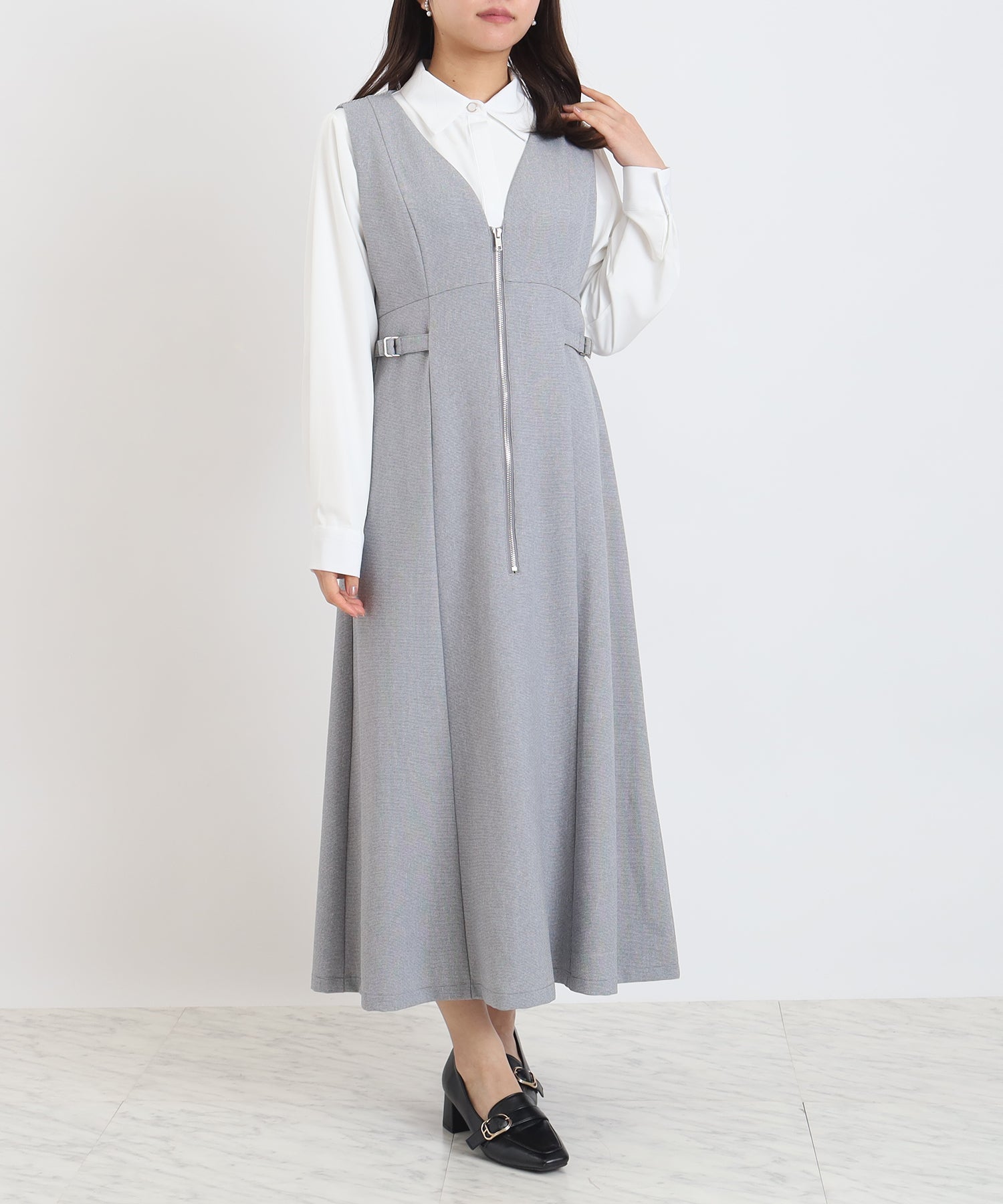 ライトグレー　model:156cm  着用サイズ：M