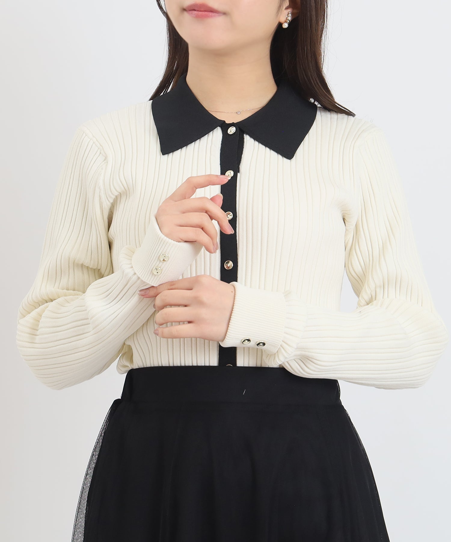 アイボリー　model：156　着用サイズ：M