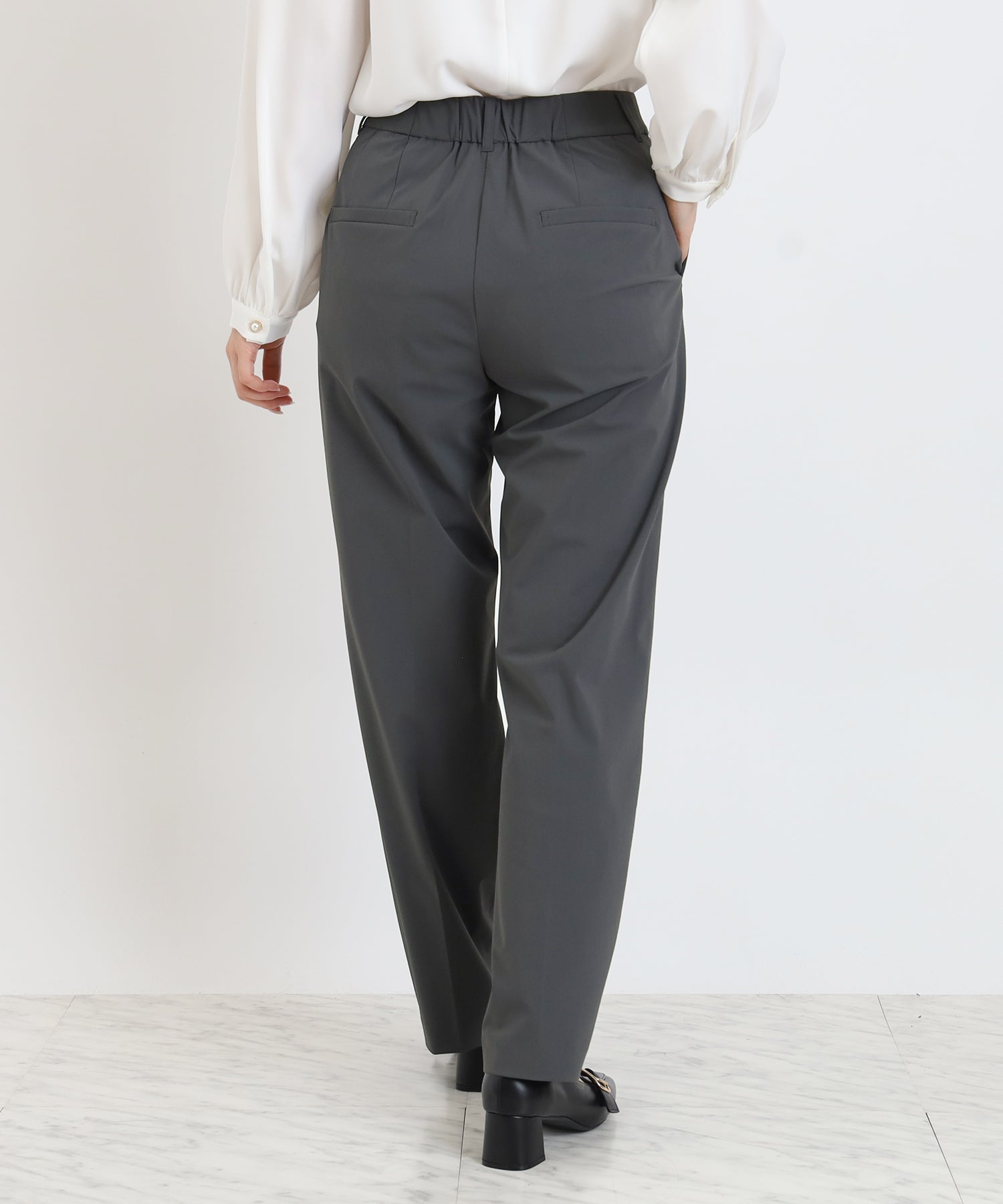 ライトグレー　model:160cm  着用サイズ：M