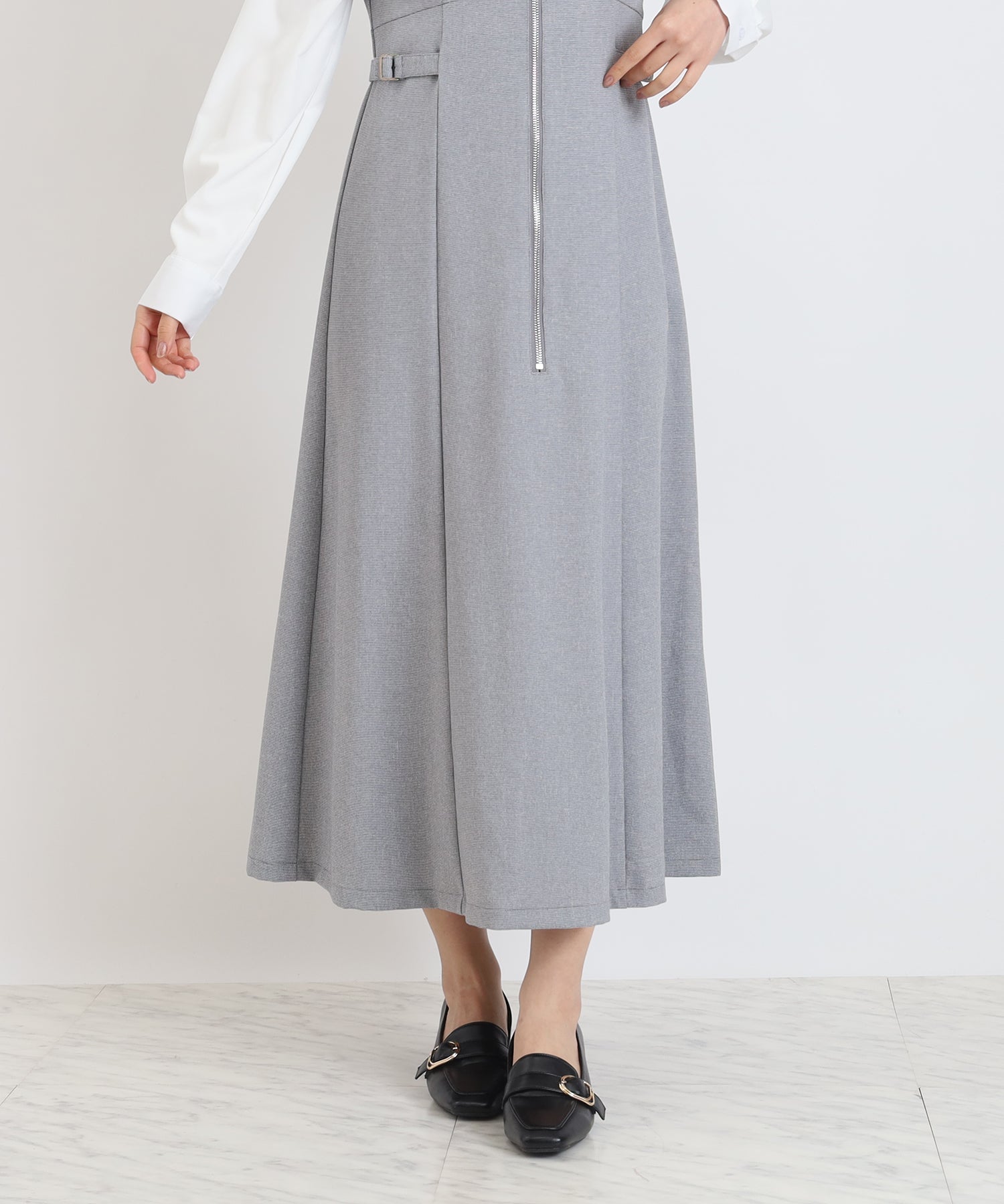 ライトグレー　model:156cm  着用サイズ：M