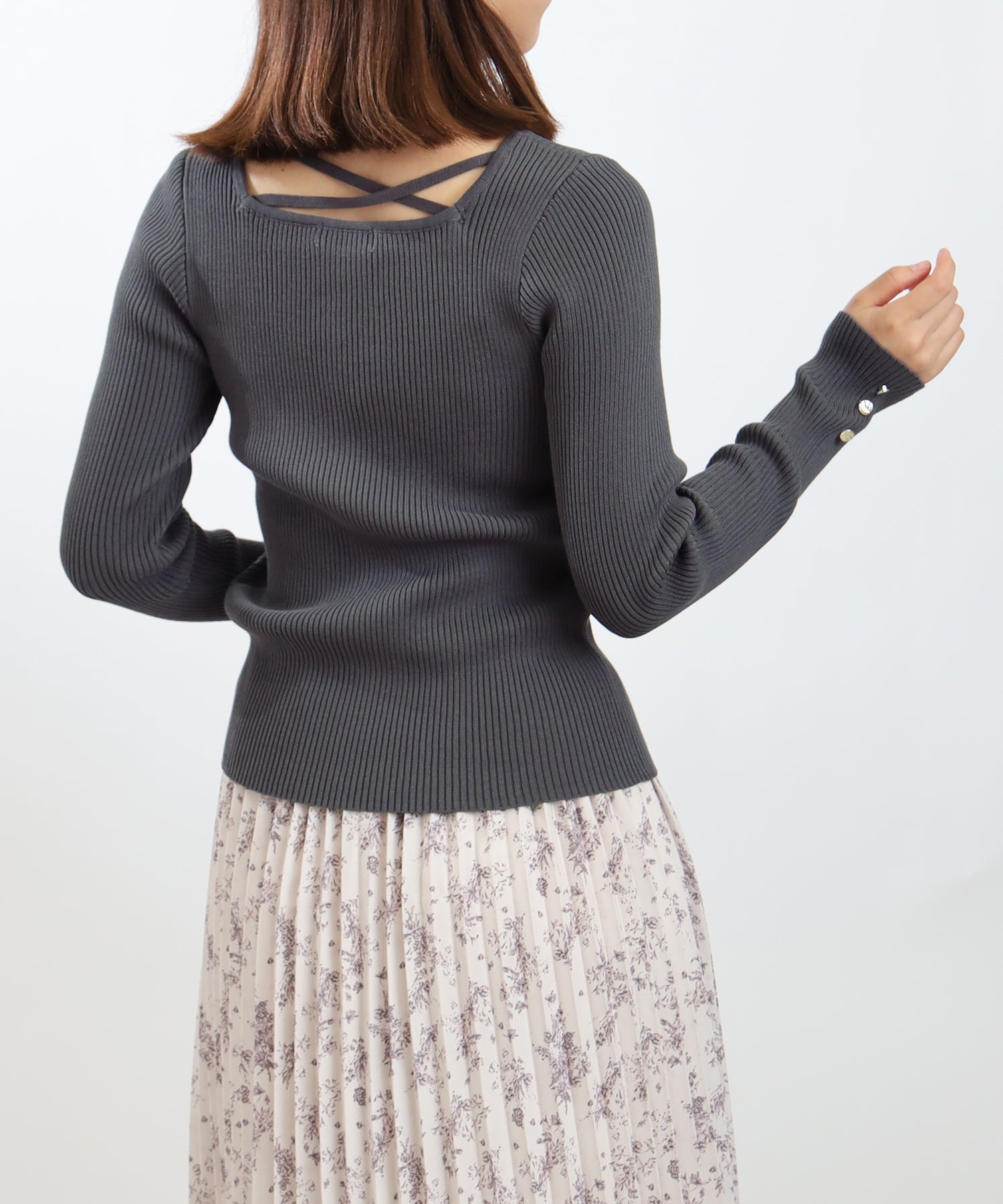 チャコール　model：156　着用サイズ：M