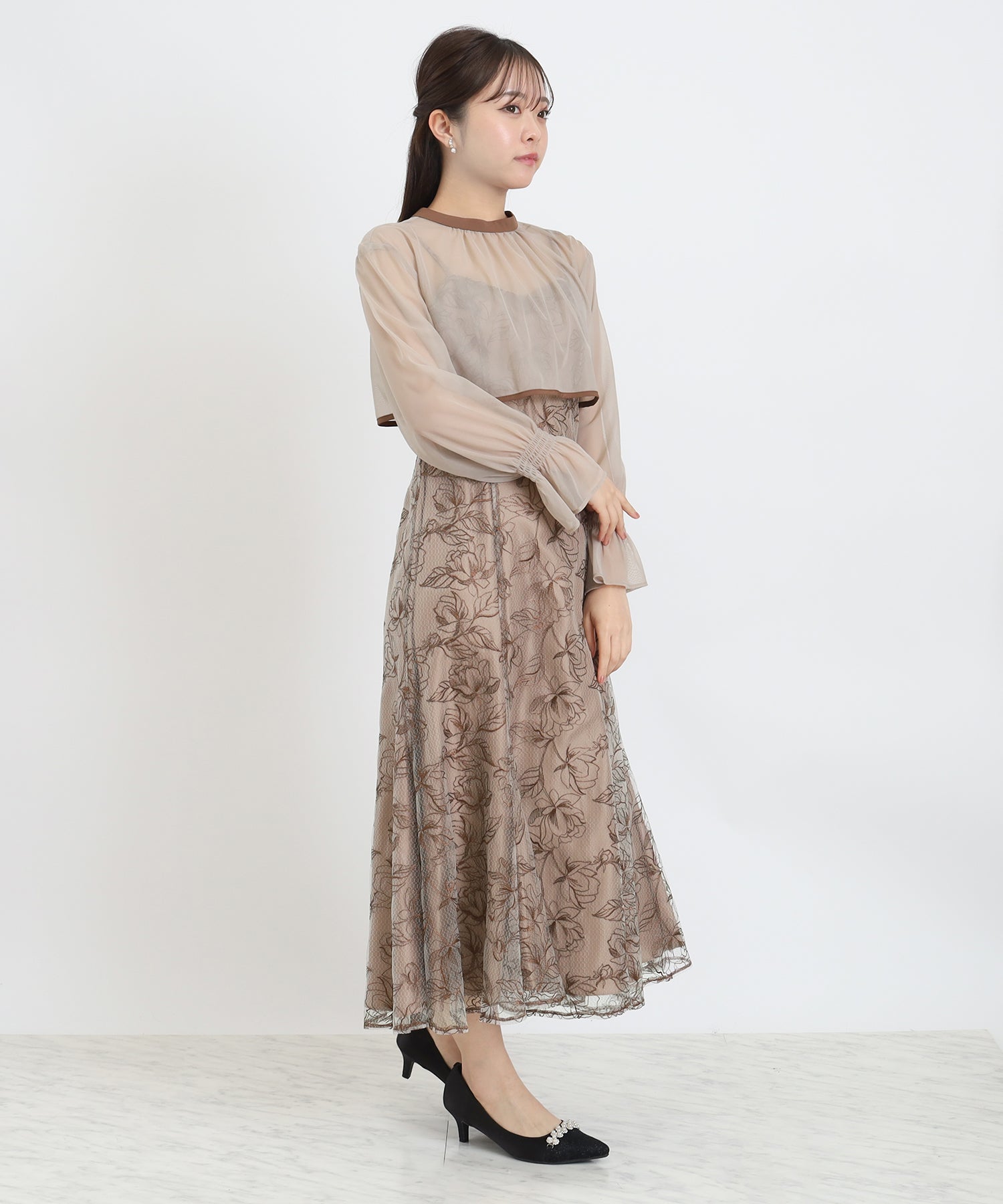 ブラウン　model：156　着用サイズ：S