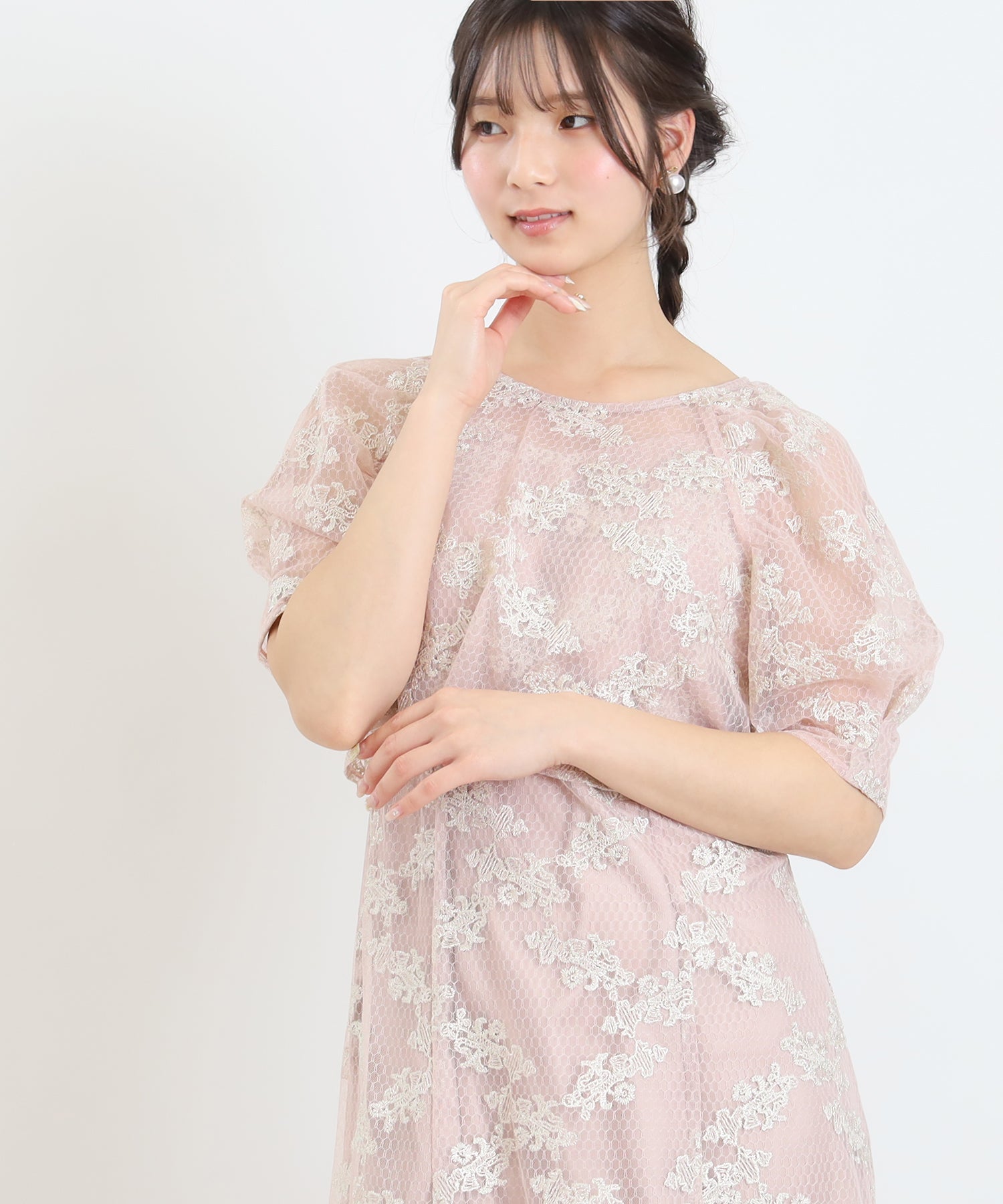 ピンク　model：160　着用サイズ：M