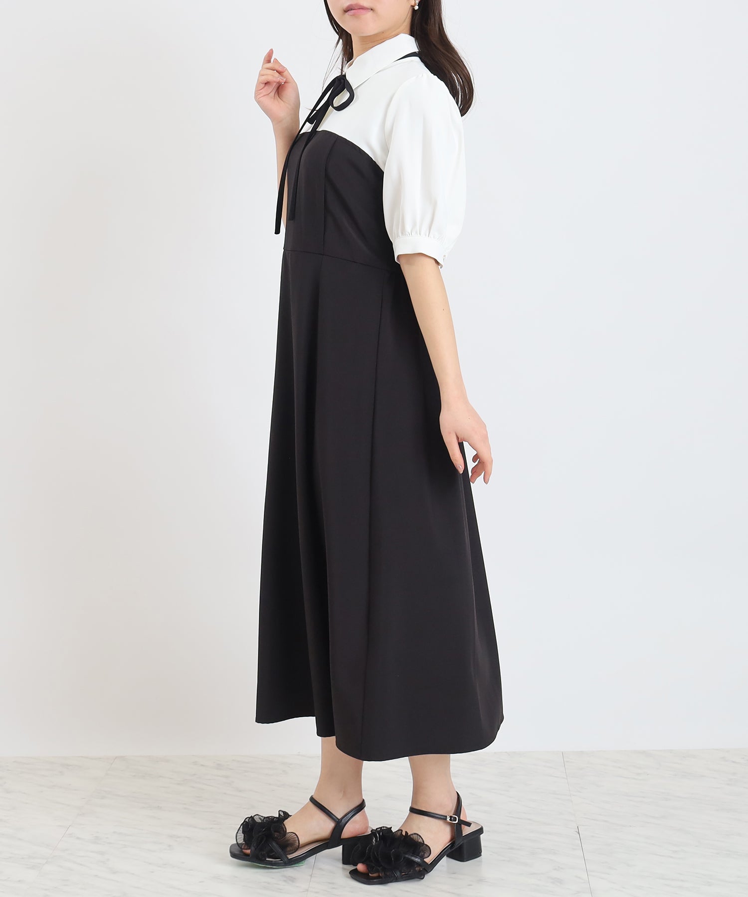 ホワイト　model:156cm 　着用サイズ：M