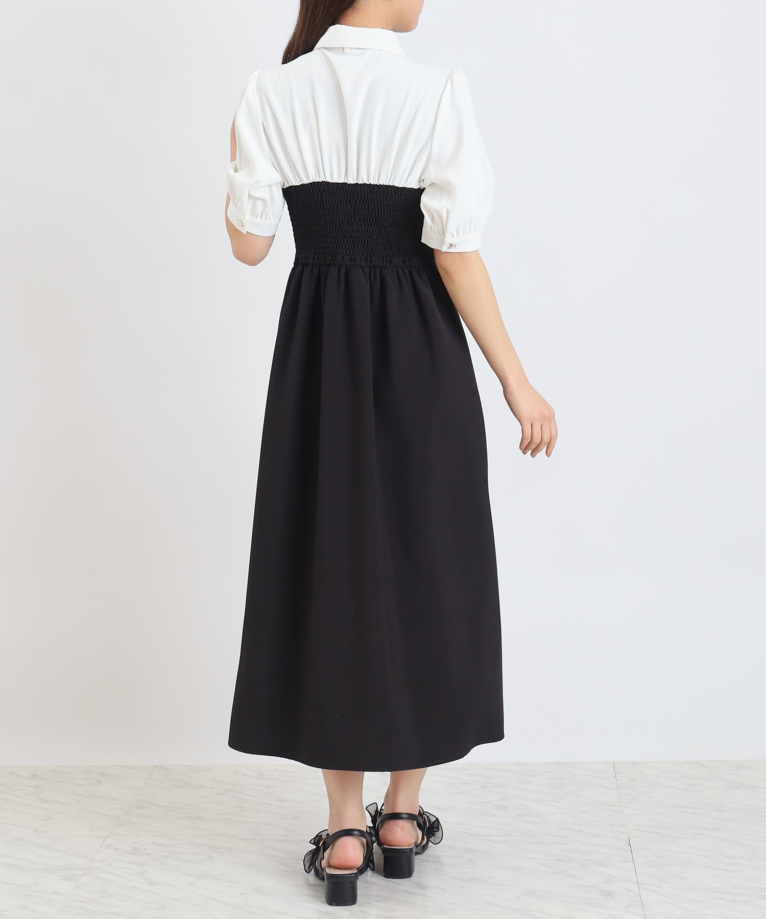 ホワイト　model:156cm 　着用サイズ：M