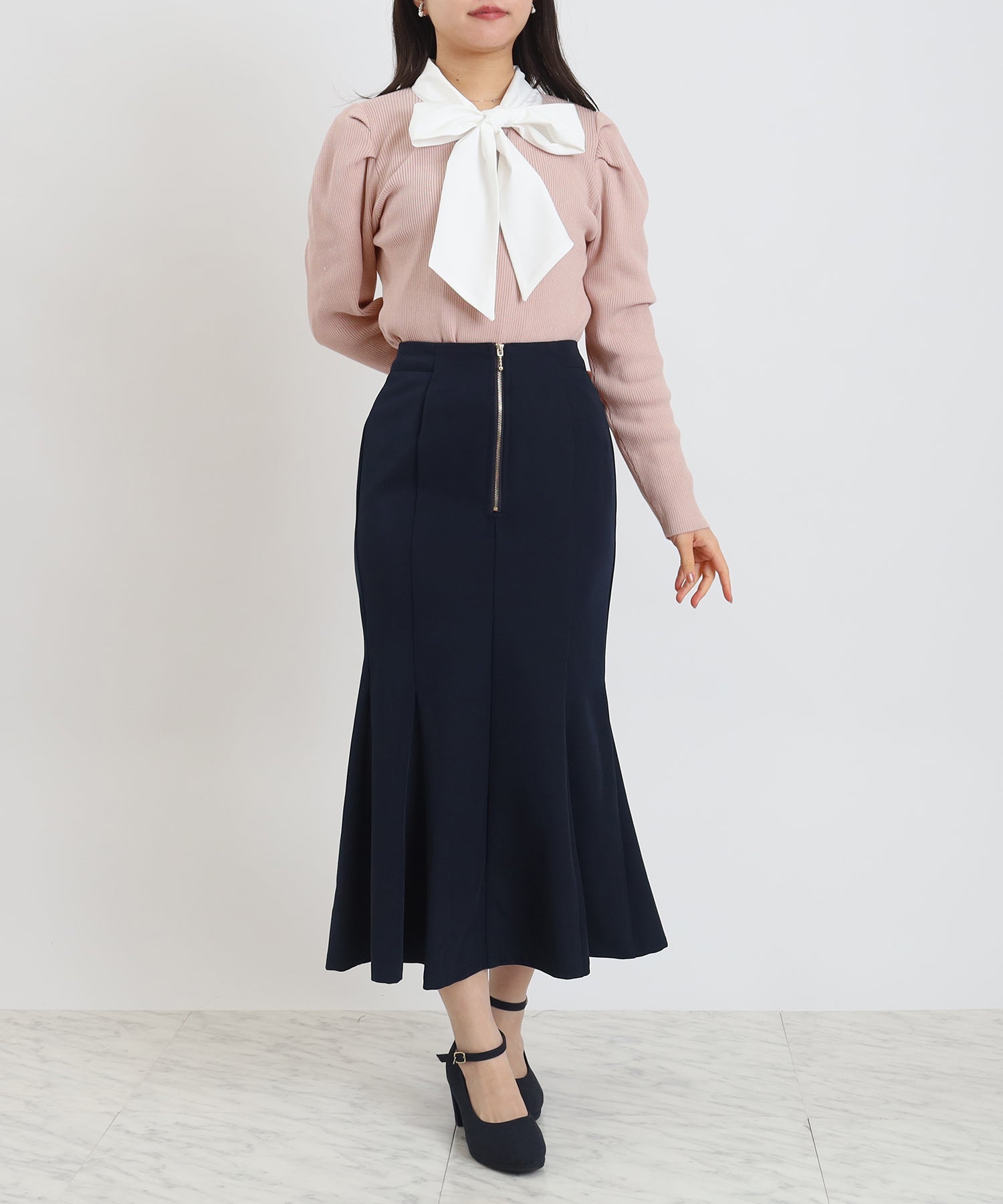 ピンクベージュ×ホワイト　model:156cm  着用サイズ：M