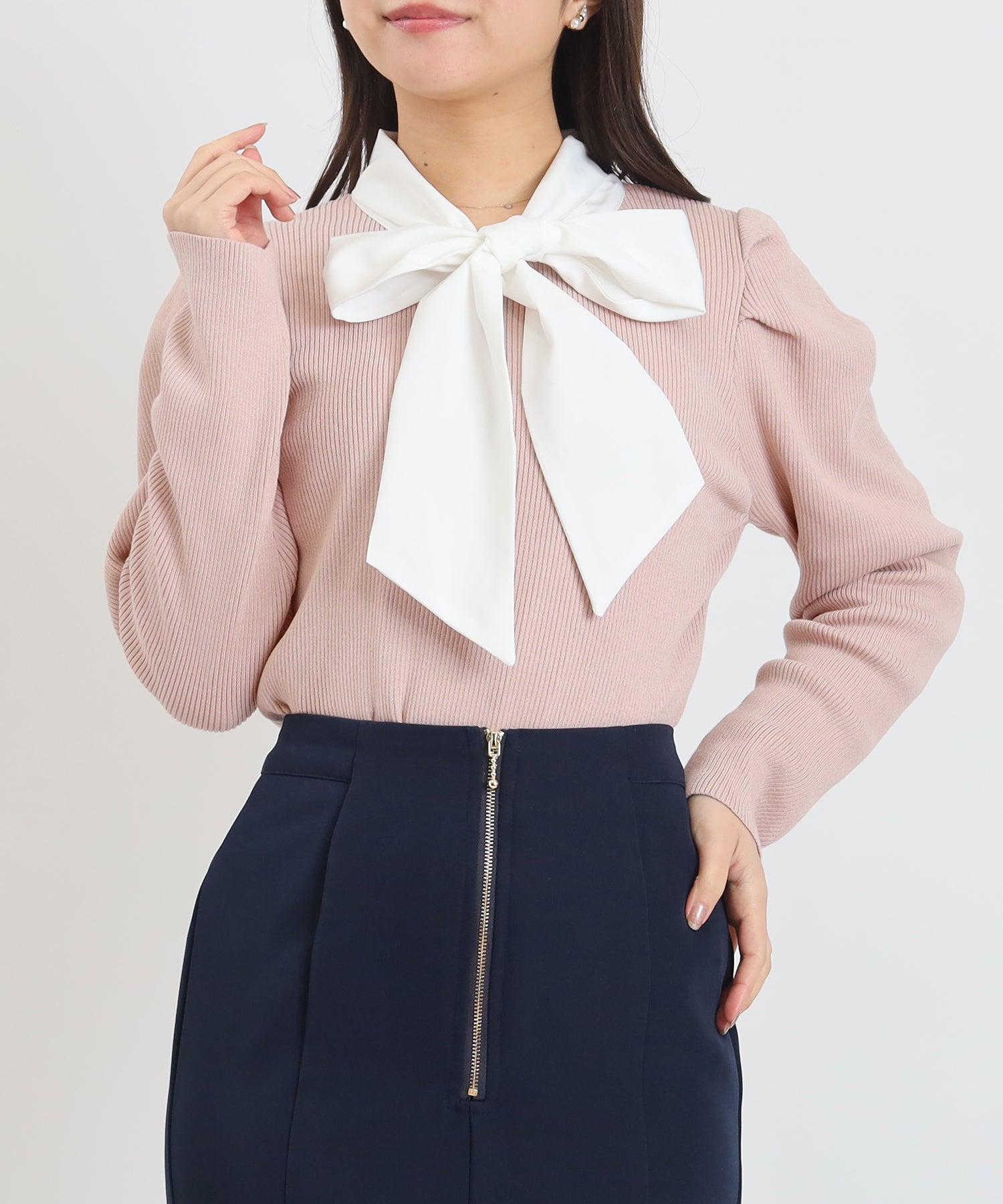 ピンクベージュ×ホワイト　model:156cm  着用サイズ：M