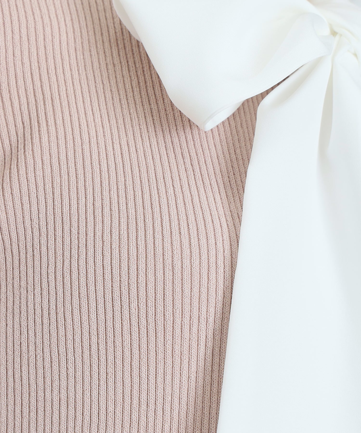 ディティール(ピンクベージュ×ホワイト)