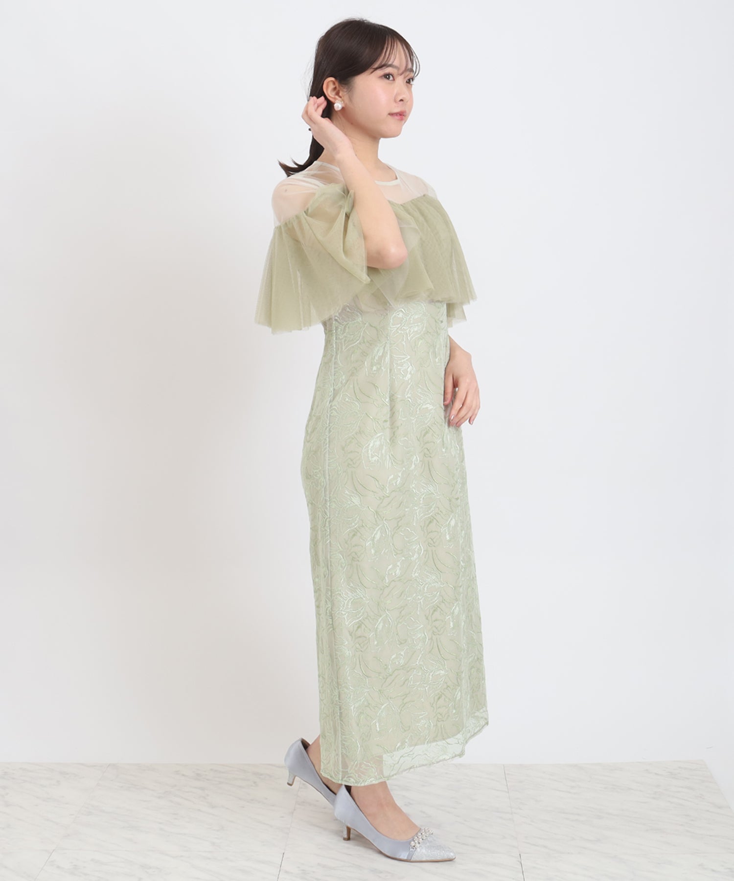 グリーン　model：156　着用サイズ：M