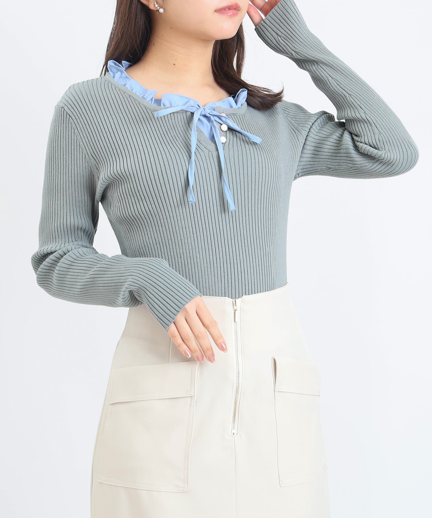 ライトグレー　model:156cm  着用サイズ：M