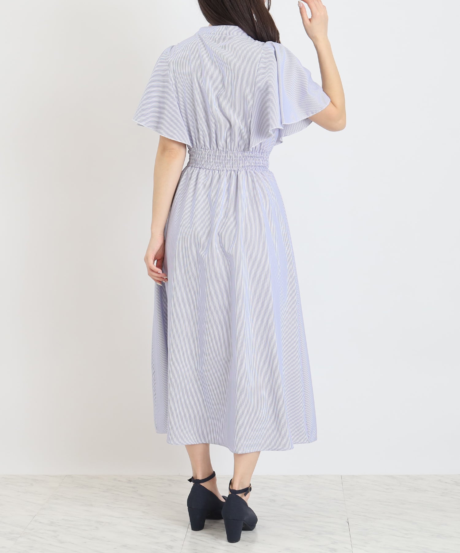 ホワイト×ブルー　model:160cm  着用サイズ：M