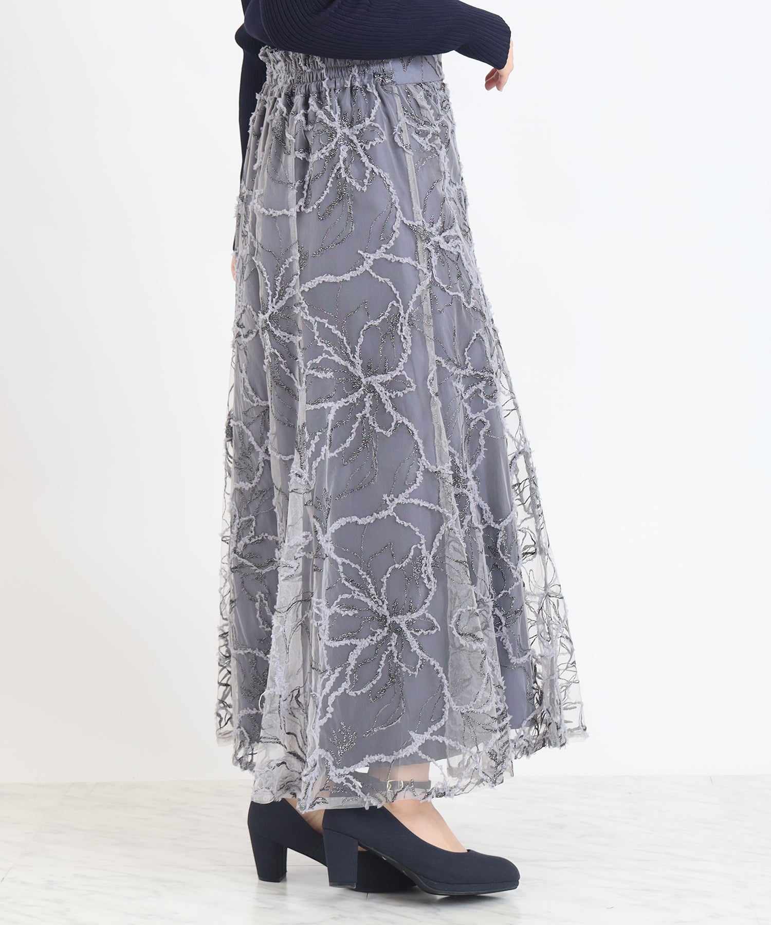 ライトグレー　model：156　着用サイズ：M