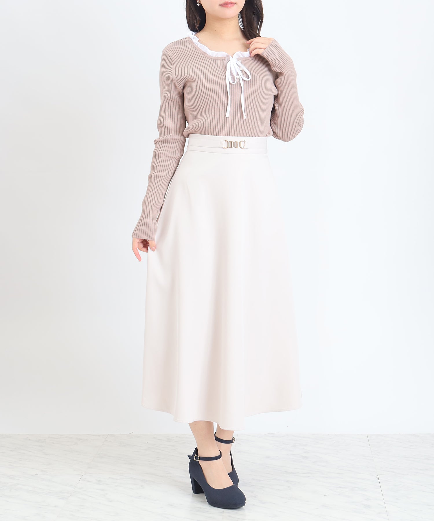 ピンクベージュ　model:156cm  着用サイズ：M