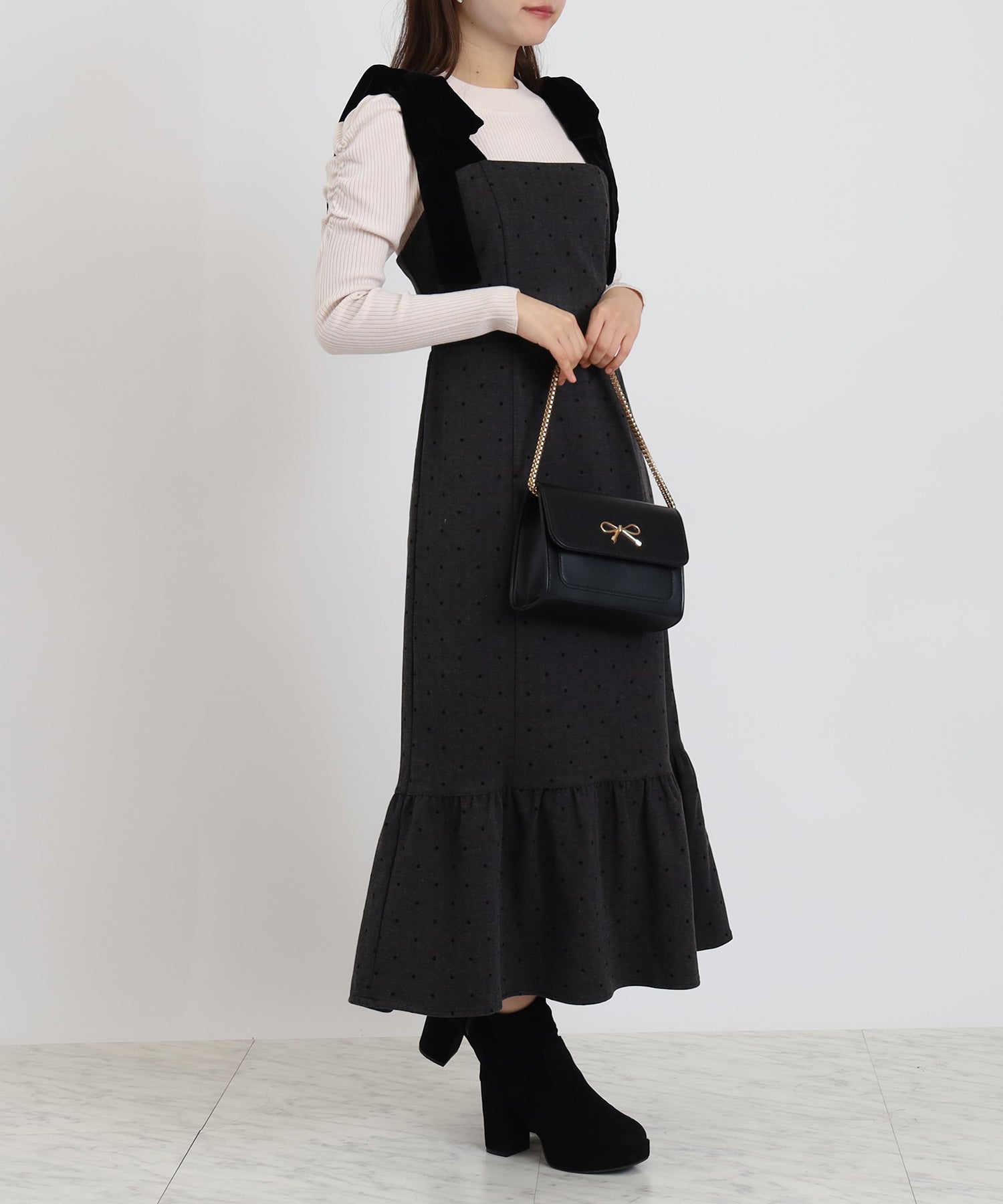 チャコール　model：156　着用サイズ：M