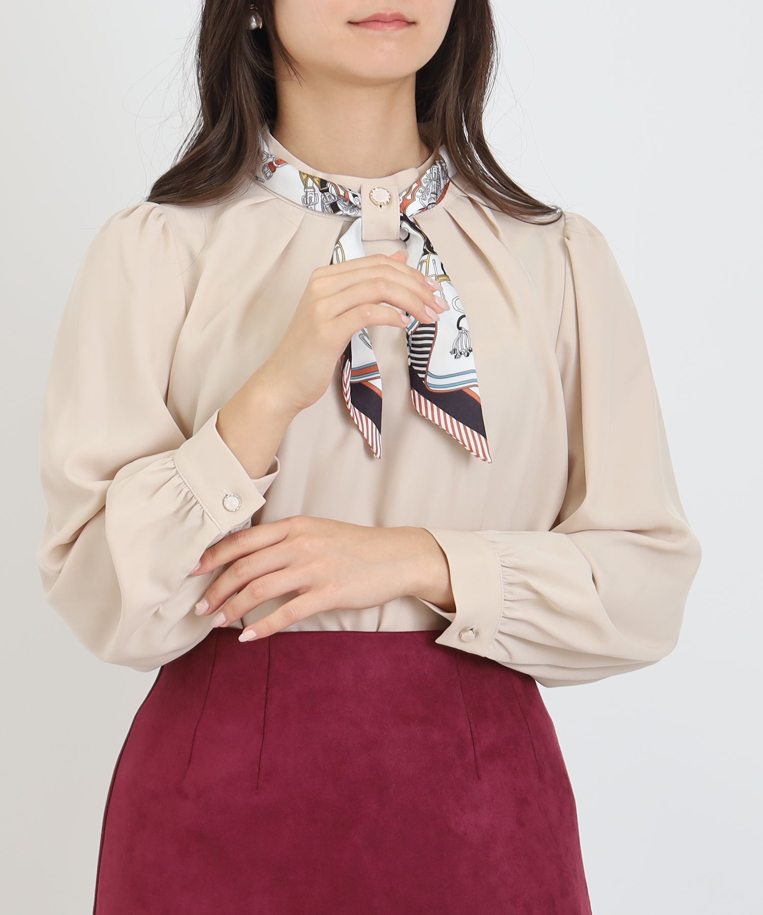 ベージュ　model：160　着用サイズ：M