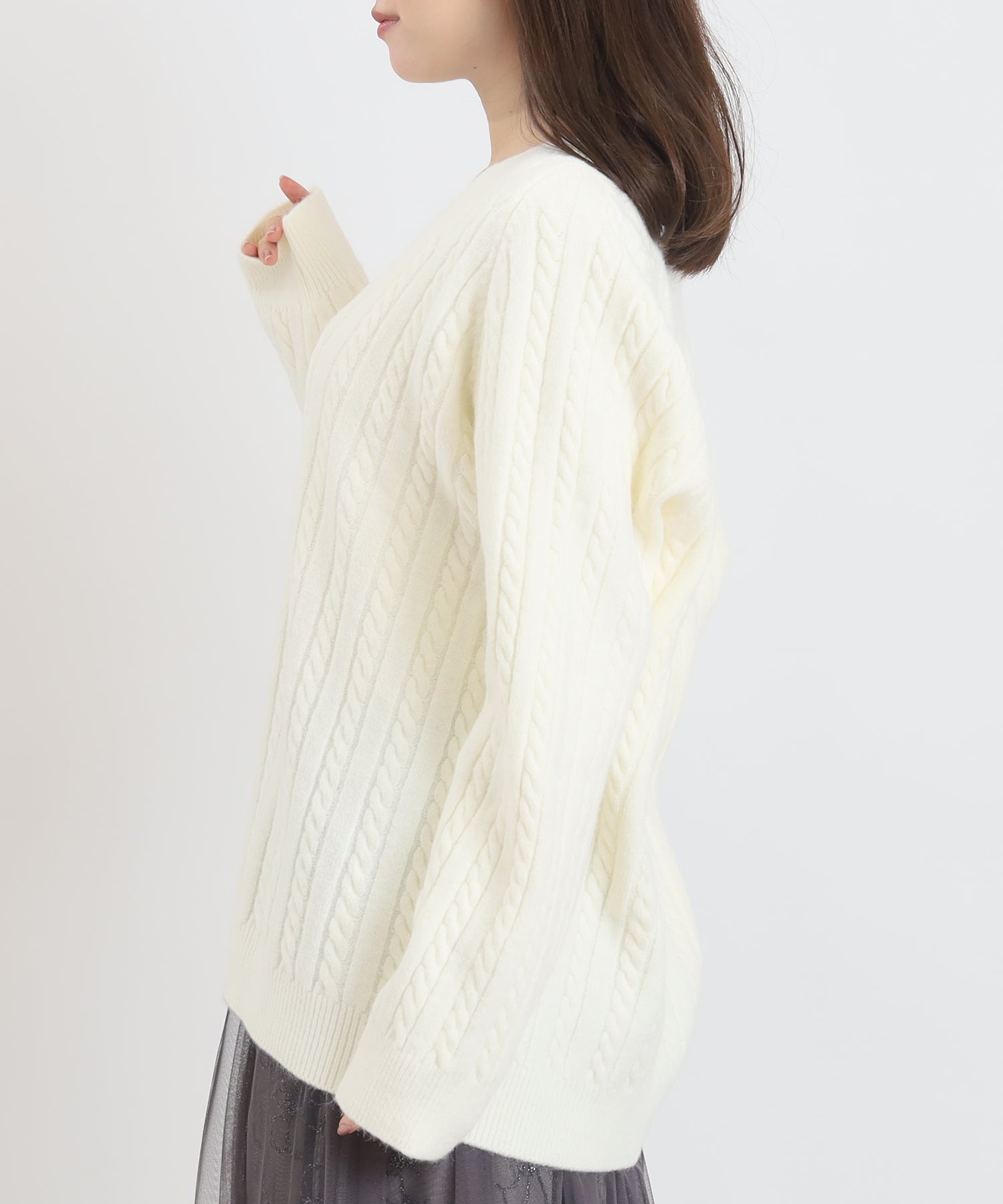 アイボリー　model：156　着用サイズ：M