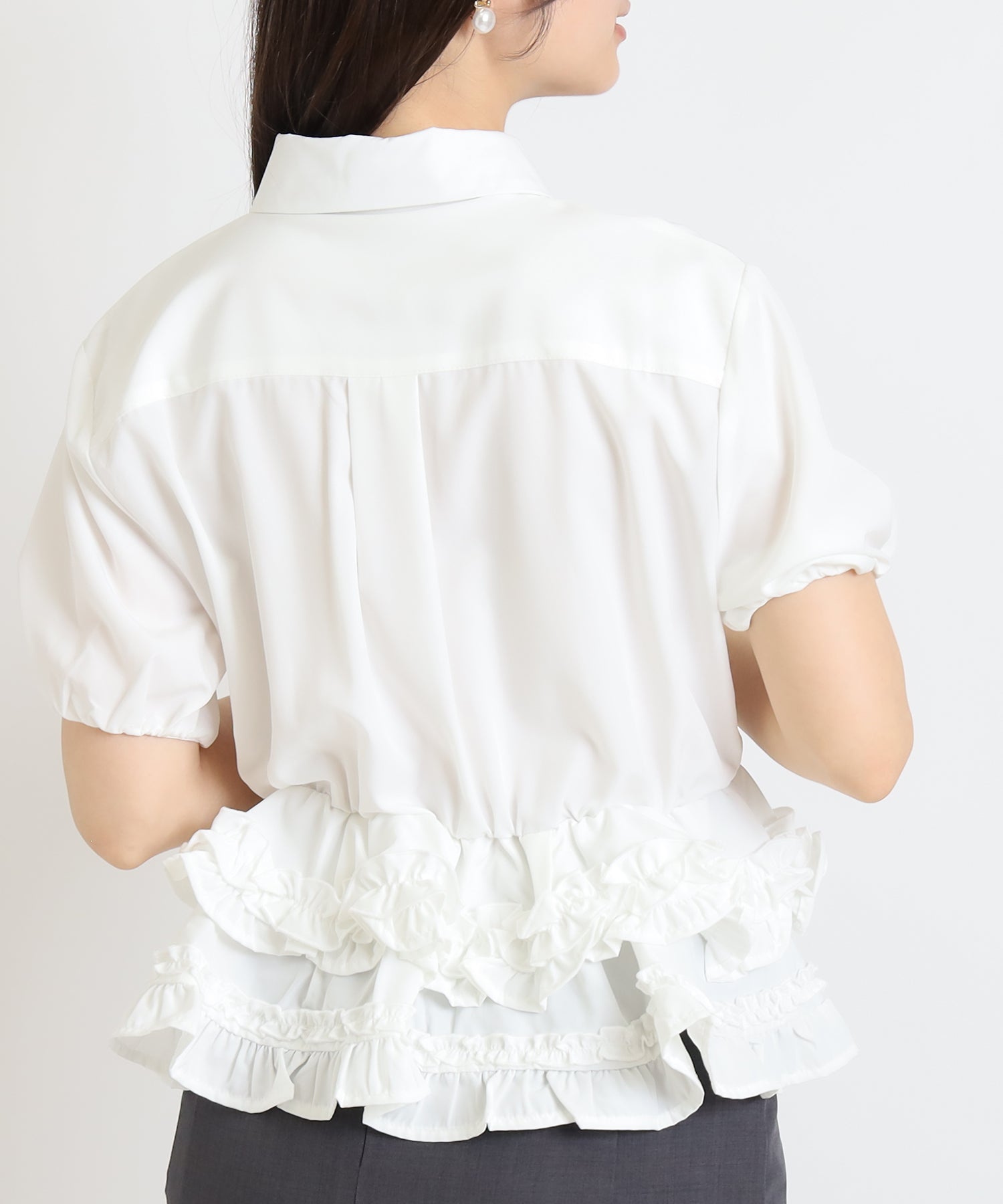ホワイト　model：160　着用サイズ：M