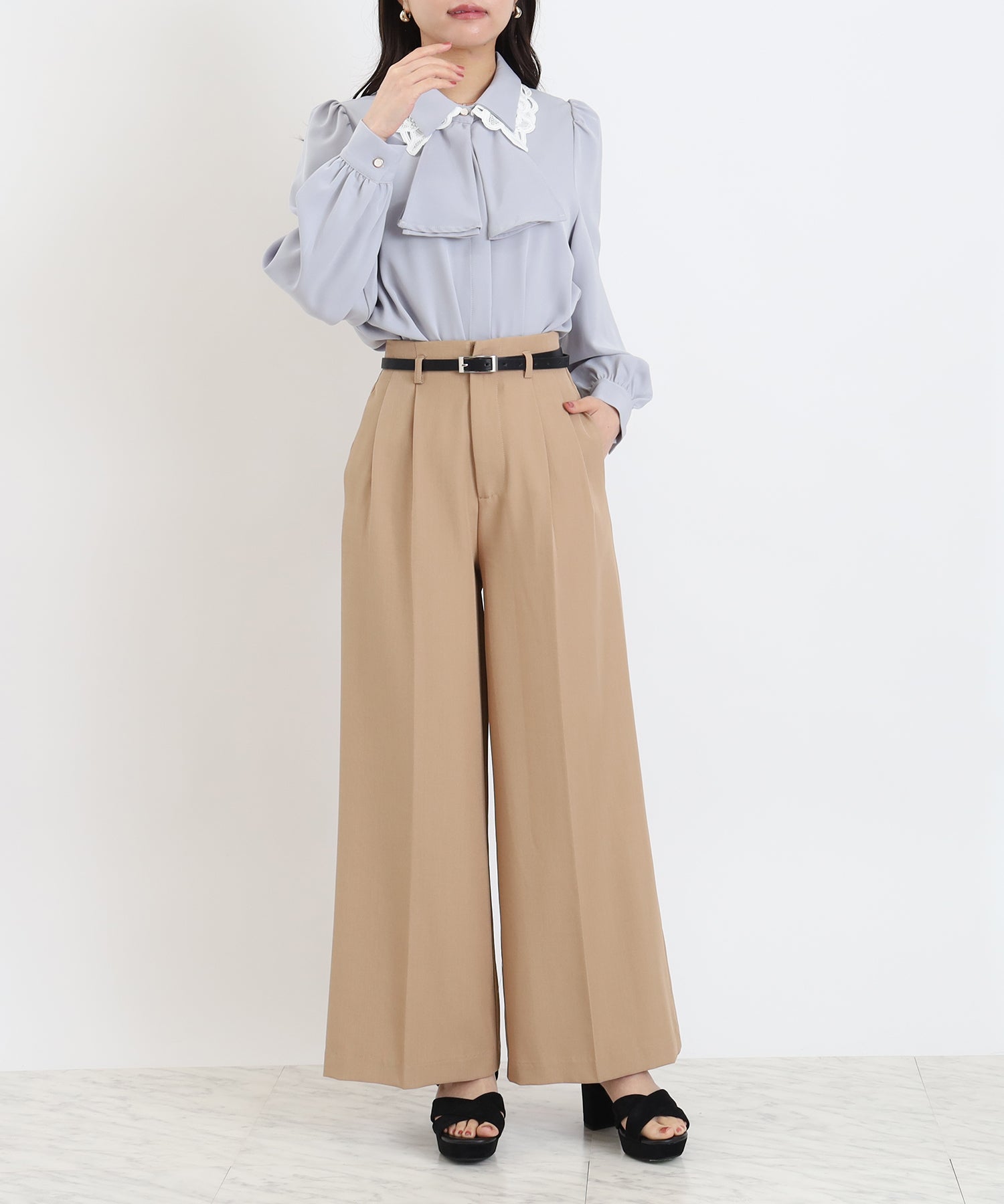 ダスティブルー　model:156cm  着用サイズ：S
