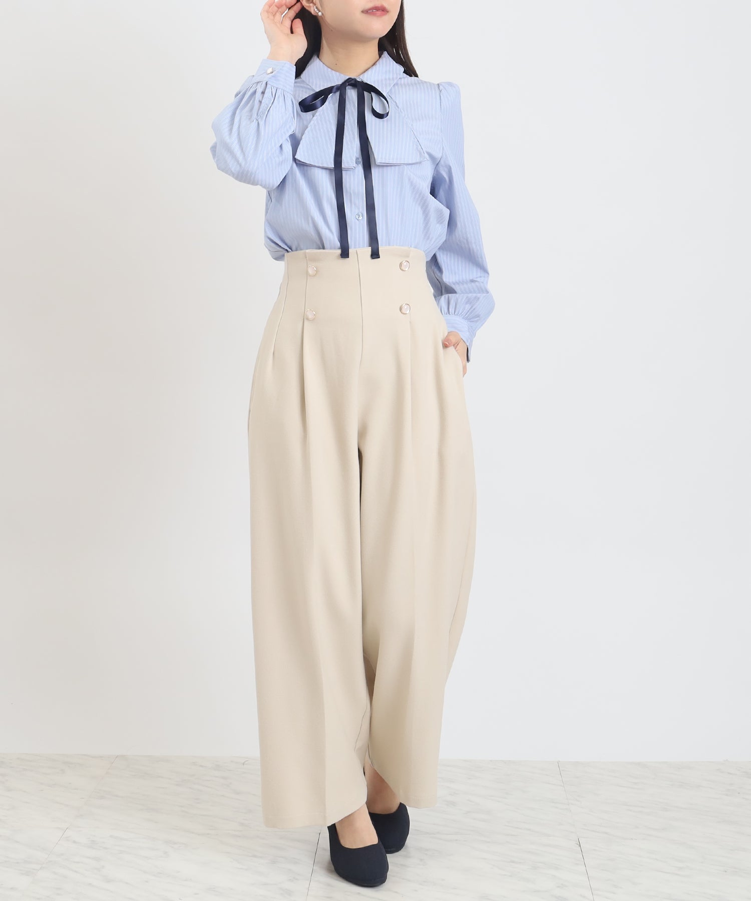 サックス×ストライプ　model：156　着用サイズ：S