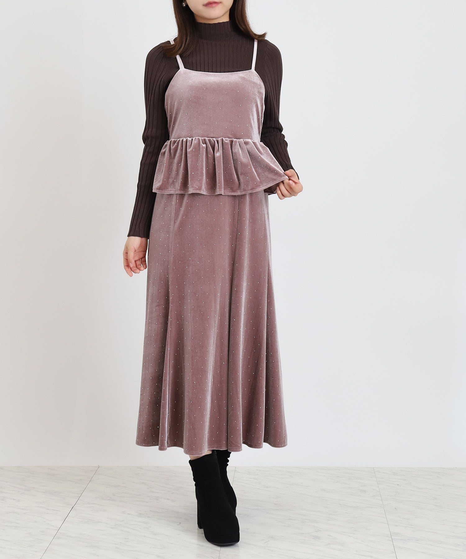 モカ　model：156　着用サイズ：M