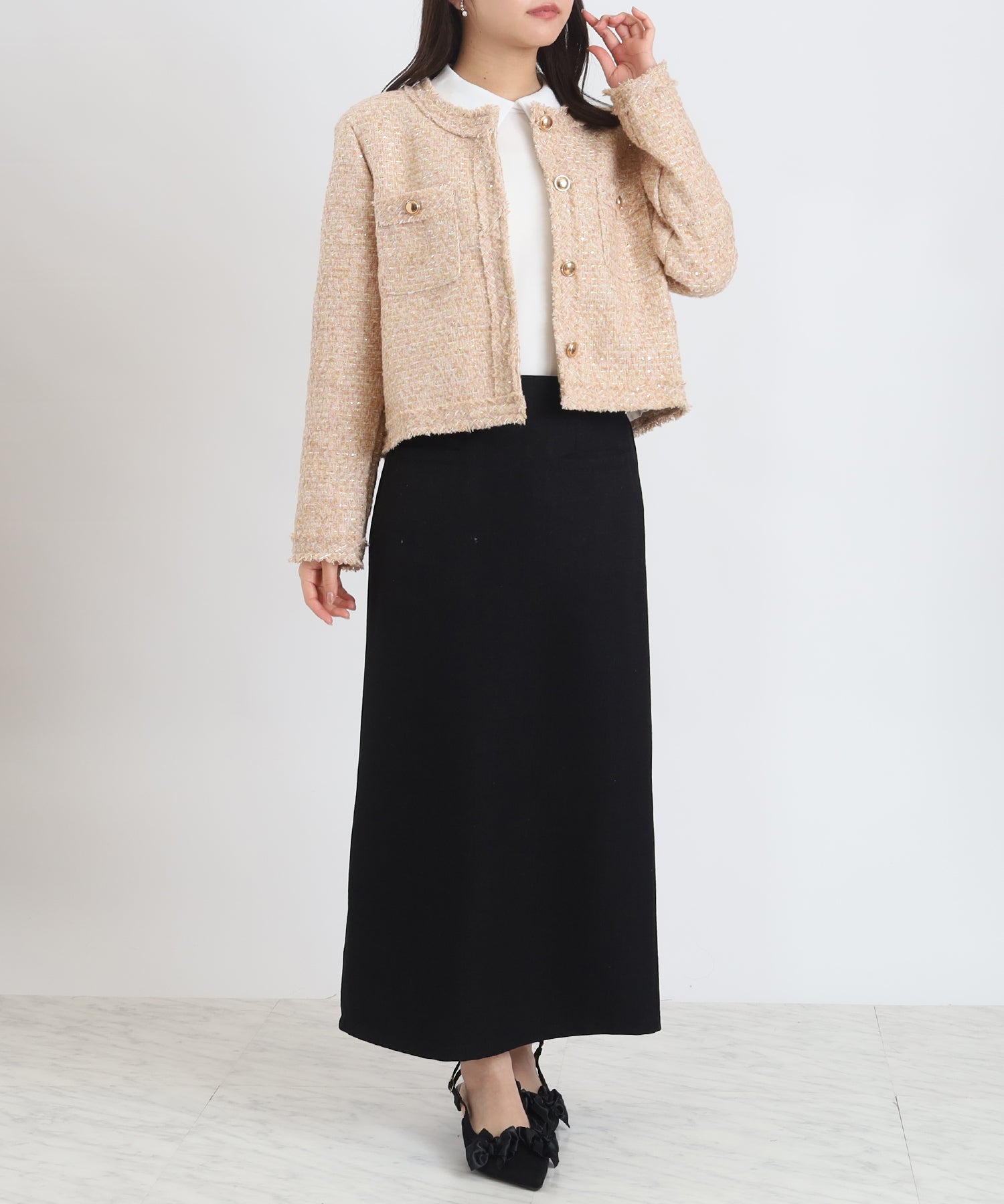 ベージュ　model：156　着用サイズ：M