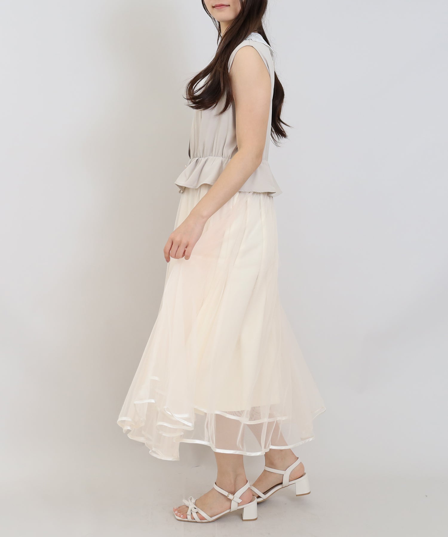 グレージュ　model:160cm  着用サイズ：M