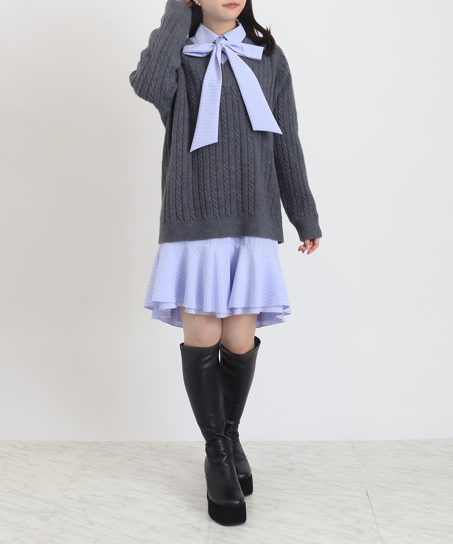 ライトグレー　model：156　着用サイズ：M