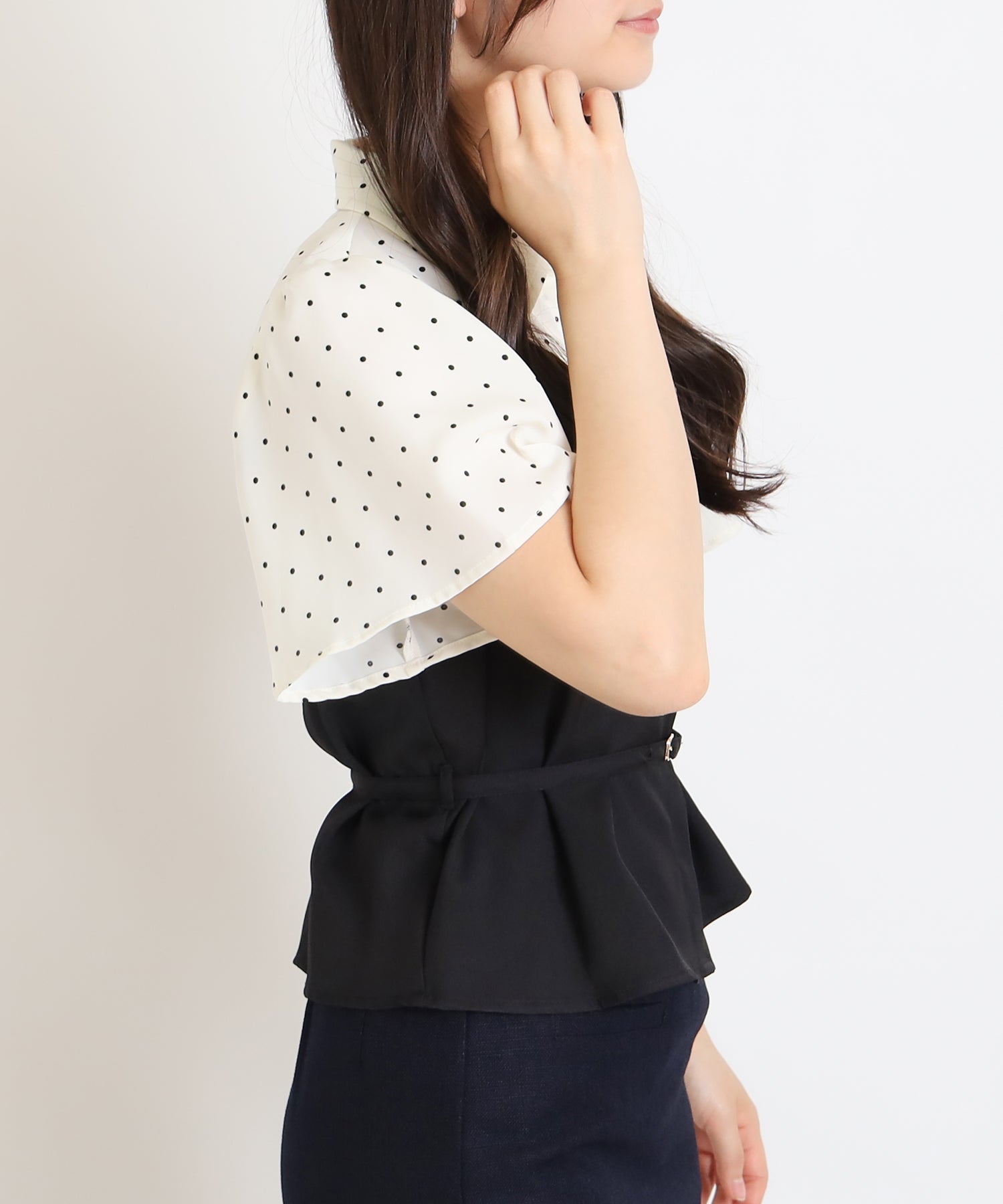 ホワイト(ドット)　model：160　着用サイズ：M