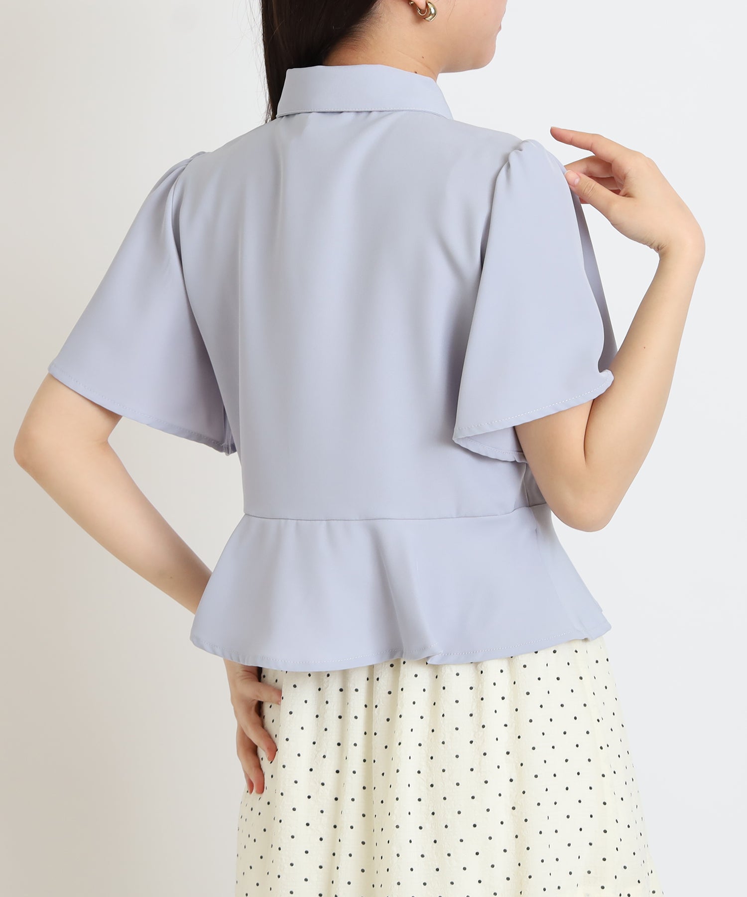サックス　model:156cm  着用サイズ：M