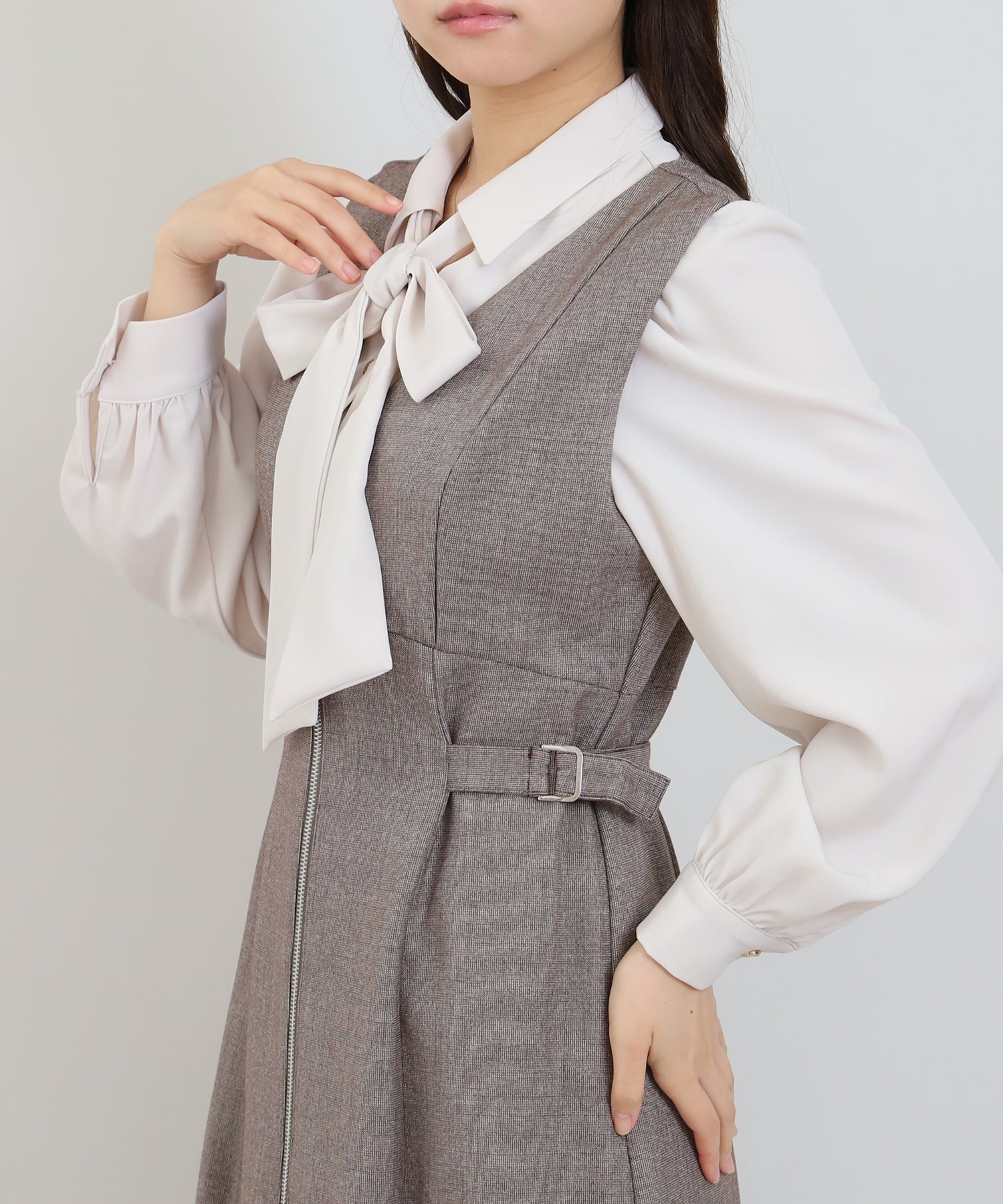 ブラウン　model：156　着用サイズ：M