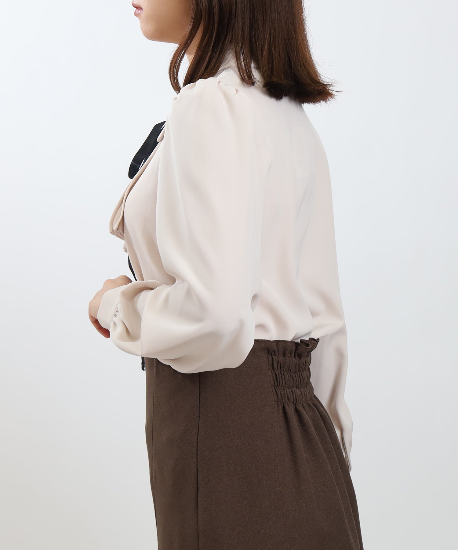 ピンクベージュ　model：156㎝　着用サイズ：S