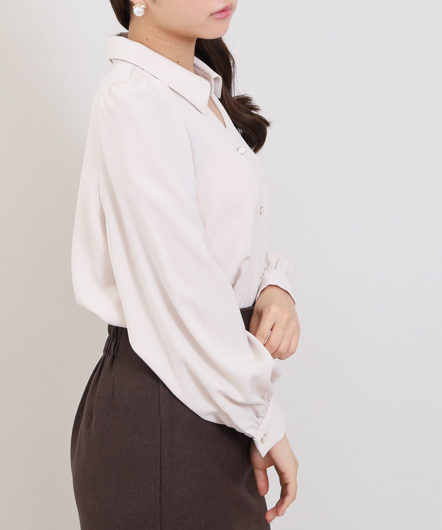 ピンクベージュ　model：156　着用サイズ：S