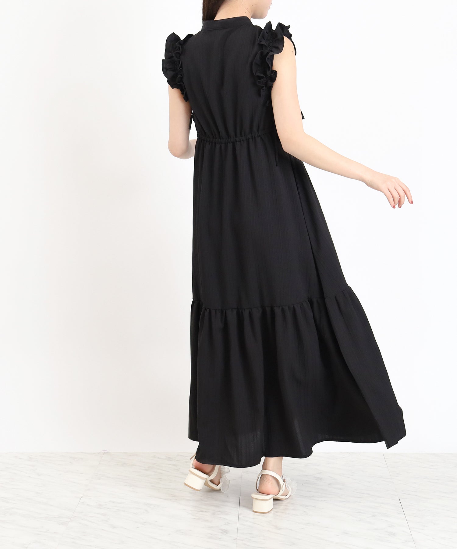 ブラック　model：156　着用サイズ：M