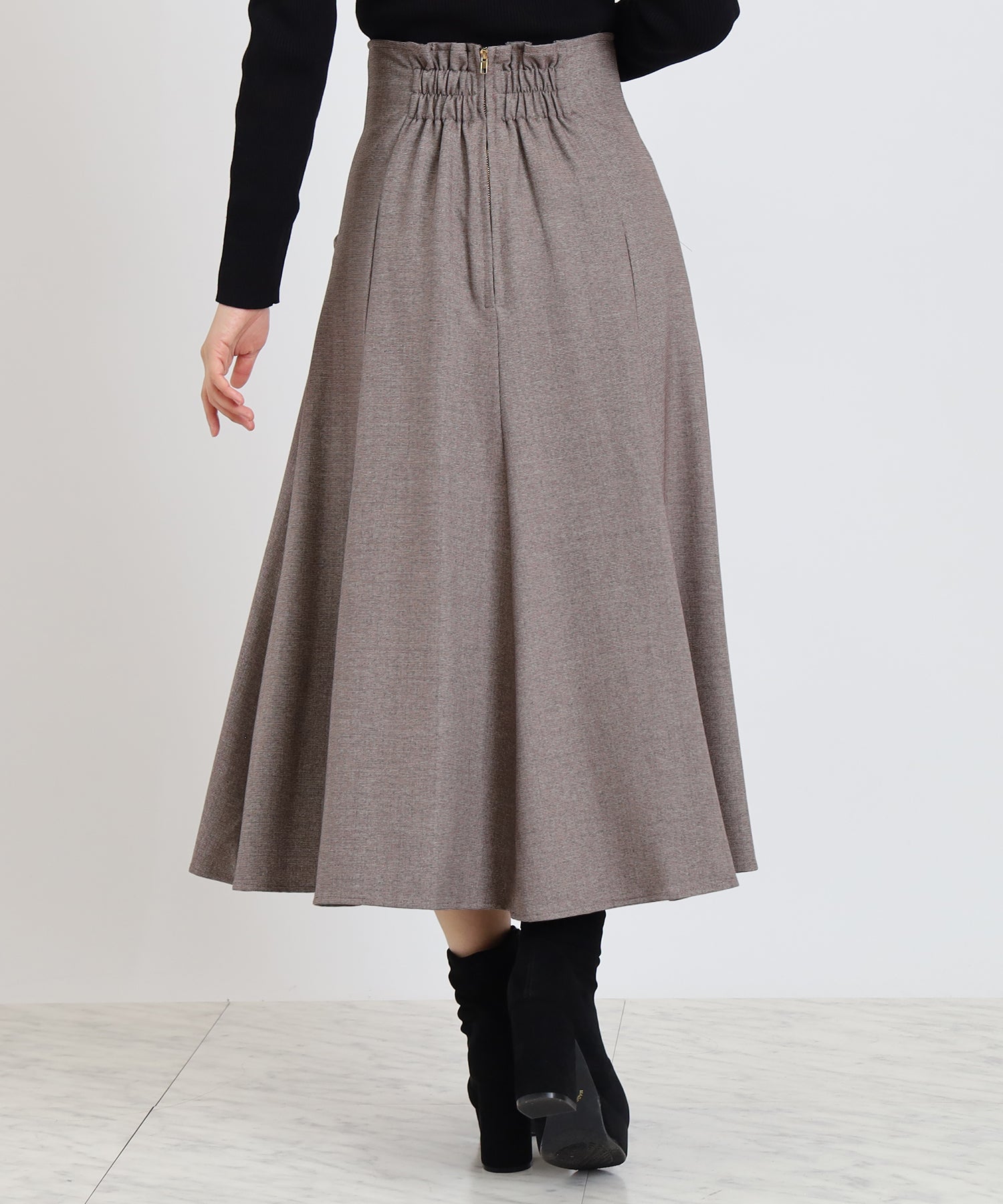 ブラウン　model:156cm  着用サイズ：S