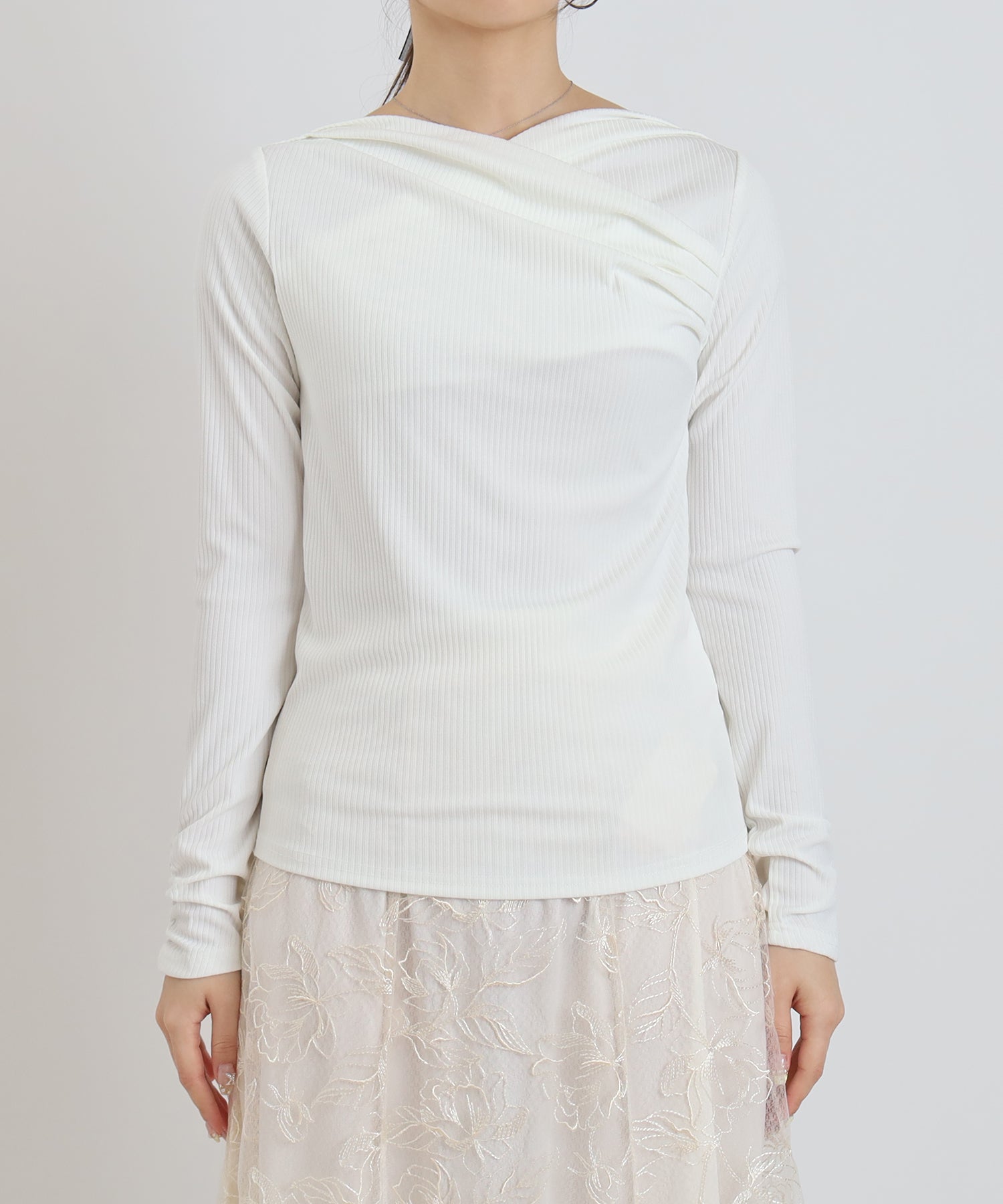 (オンラインショップ先行入荷)アシメドレープバンテージカットソー