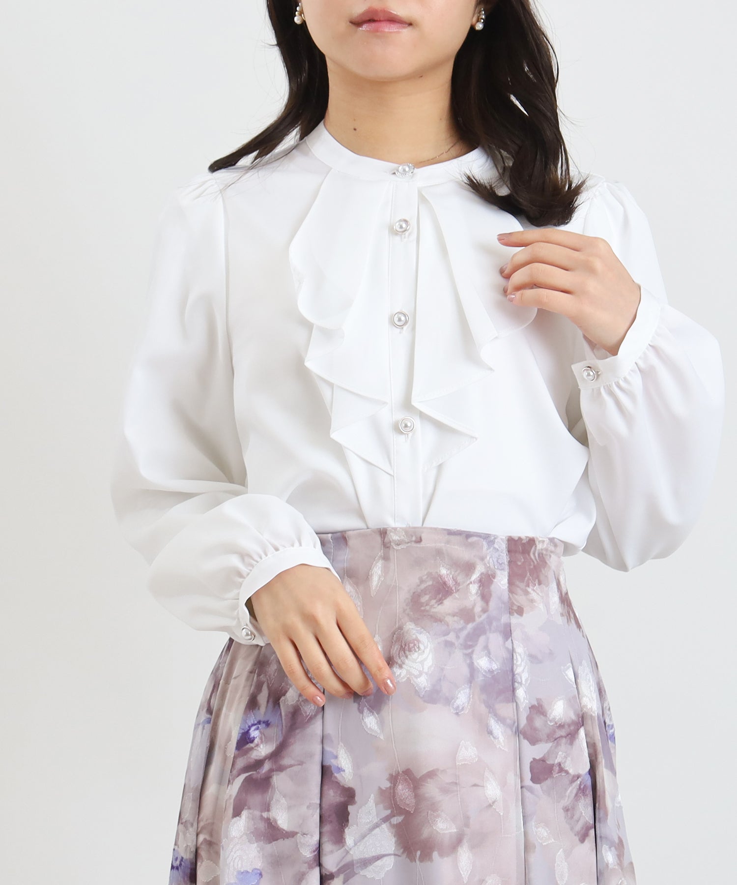 ホワイト　model：156　着用サイズ：M