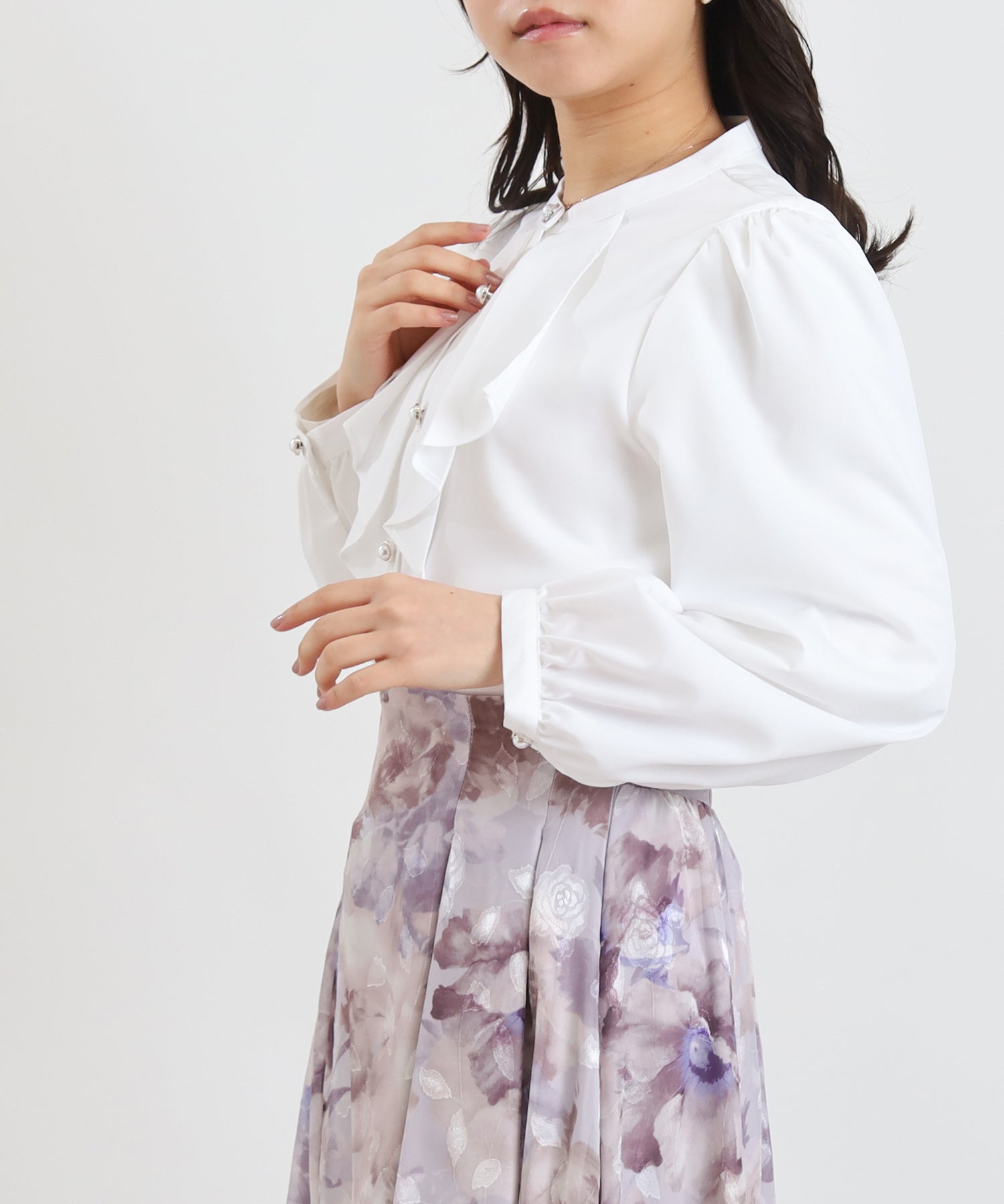 ホワイト　model：156　着用サイズ：M