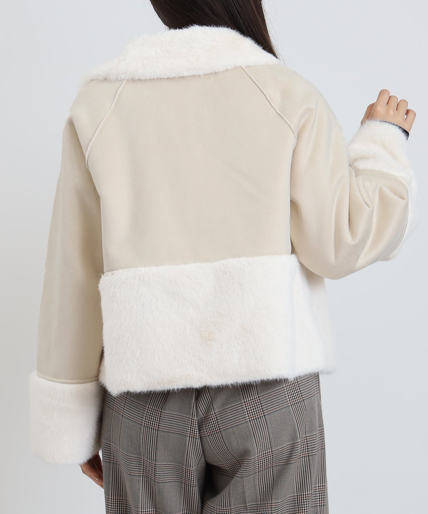 アイボリー　model:160cm  着用サイズ：M