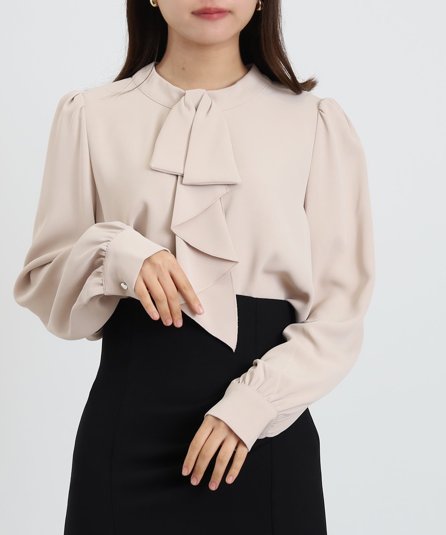 グレージュ　model：156　着用サイズ：M