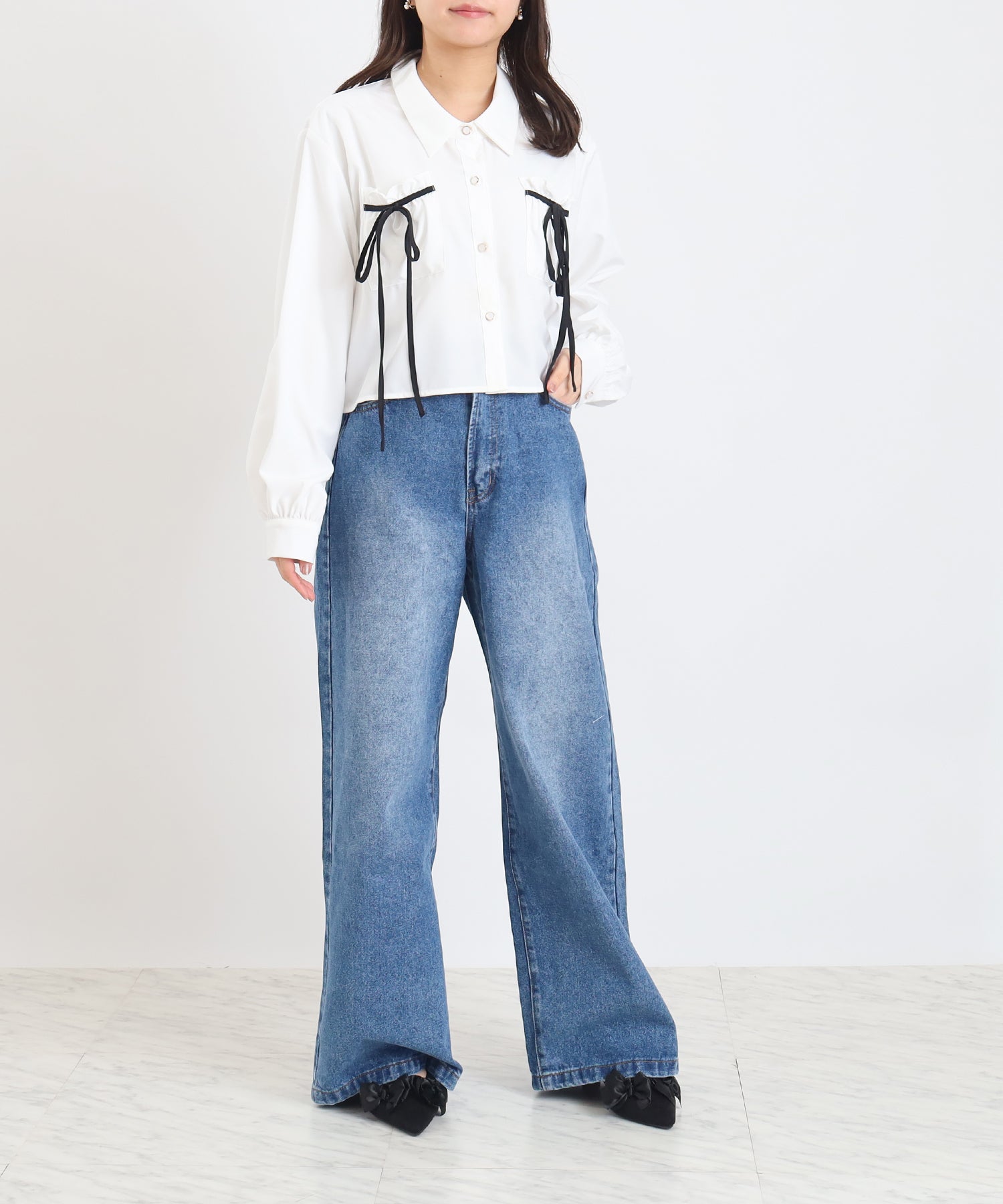 ホワイト×ブラック　model：156　着用サイズ：M