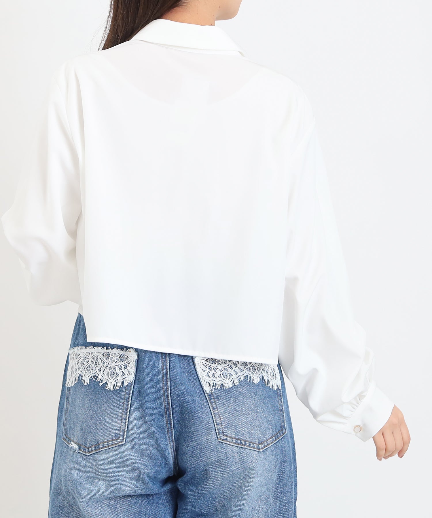 ホワイト×ブラック　model：156　着用サイズ：M