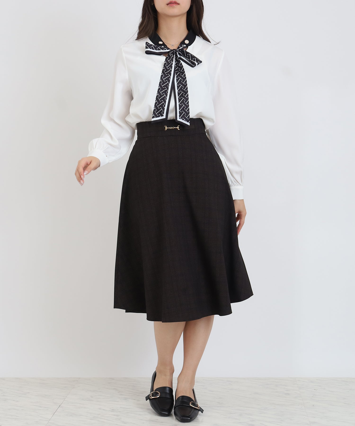 ブラウン　model：160　着用サイズ：M