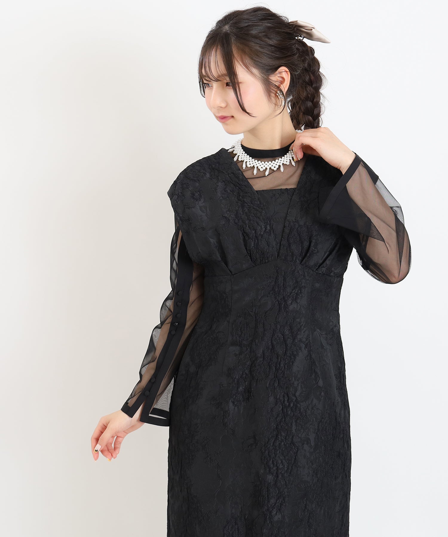 ブラック