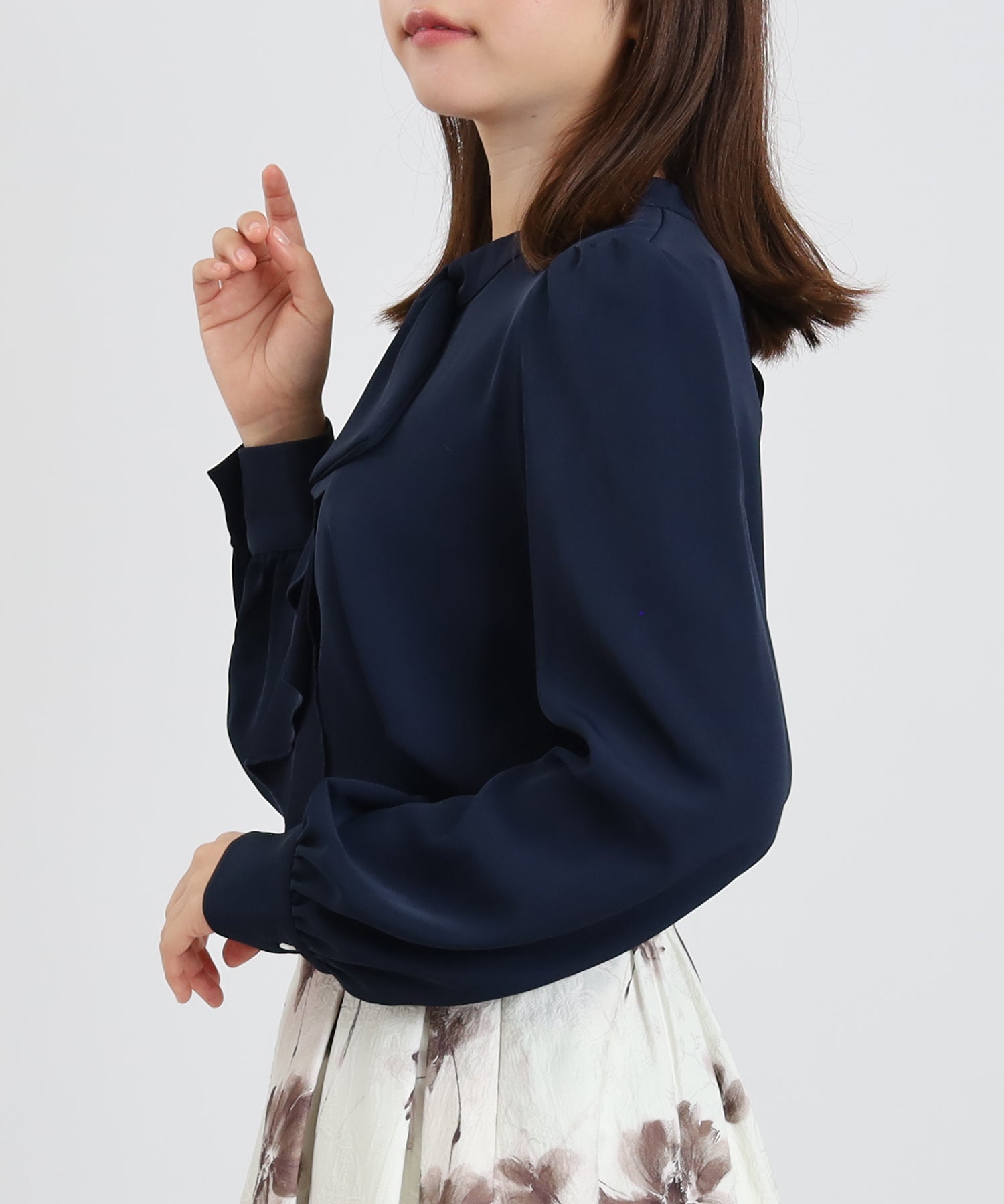 ネイビー　model：156　着用サイズ：M