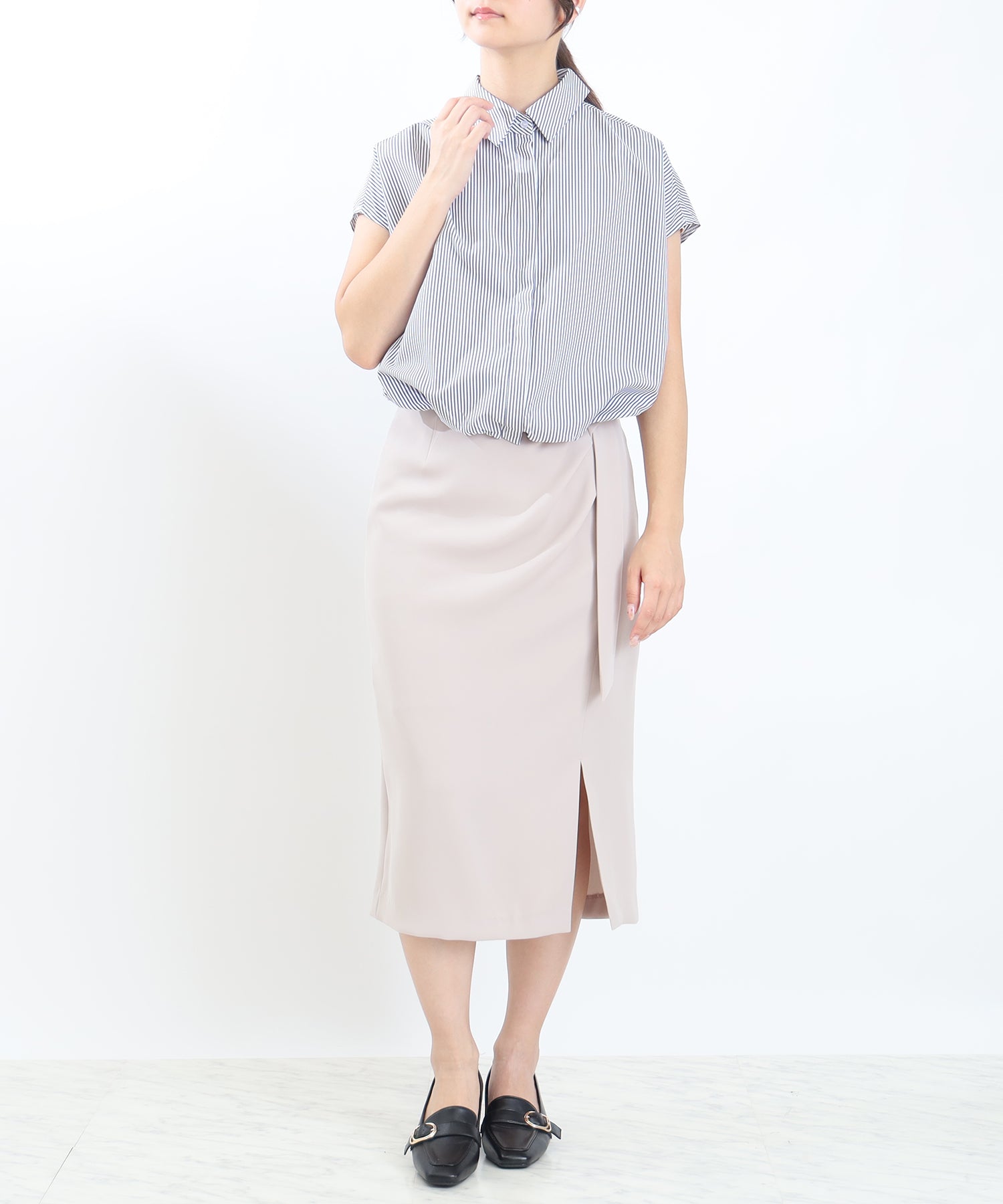 ホワイト×ブルー　model：160　着用サイズ：Ｍ
