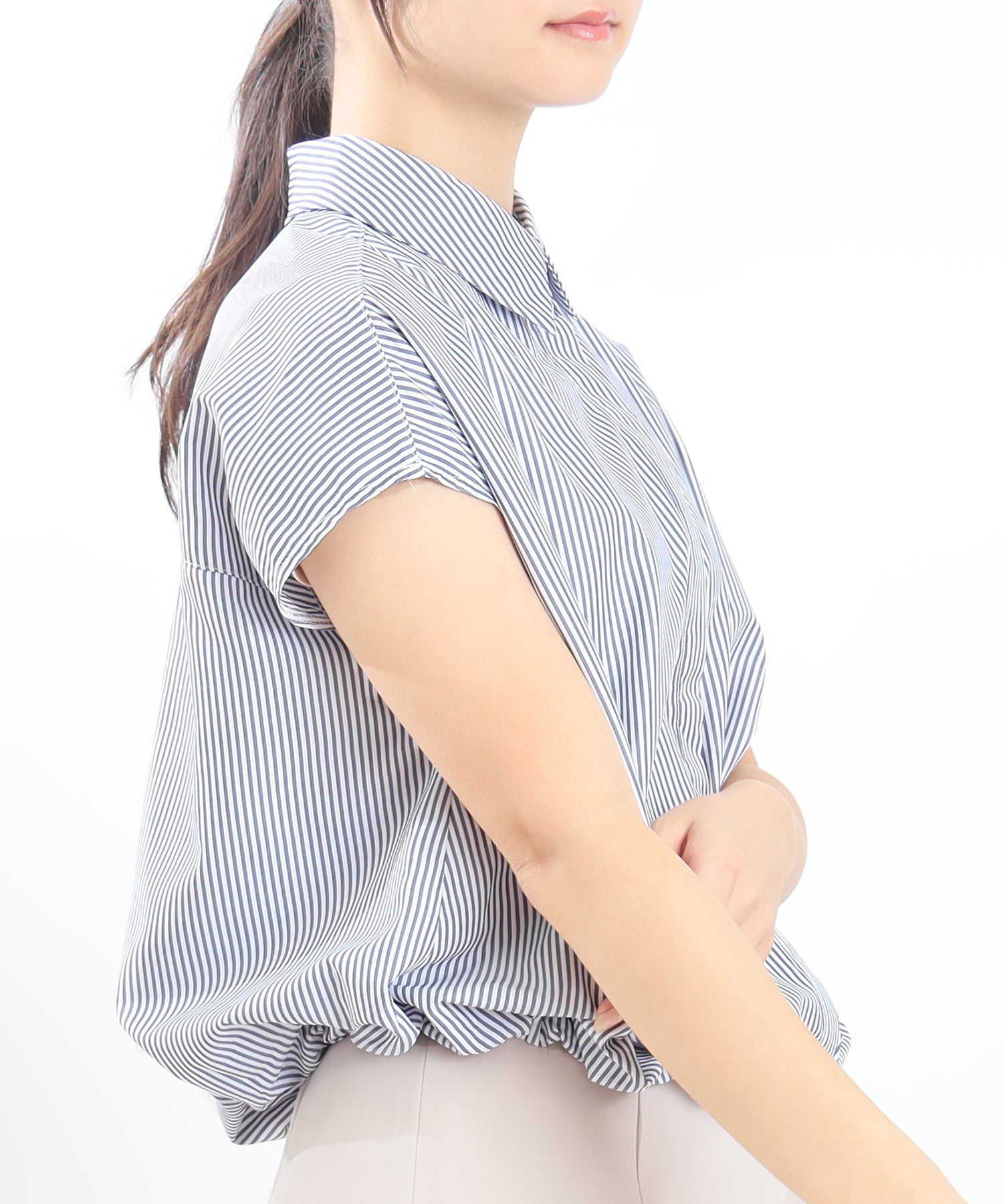 ホワイト×ブルー　model：160　着用サイズ：Ｍ