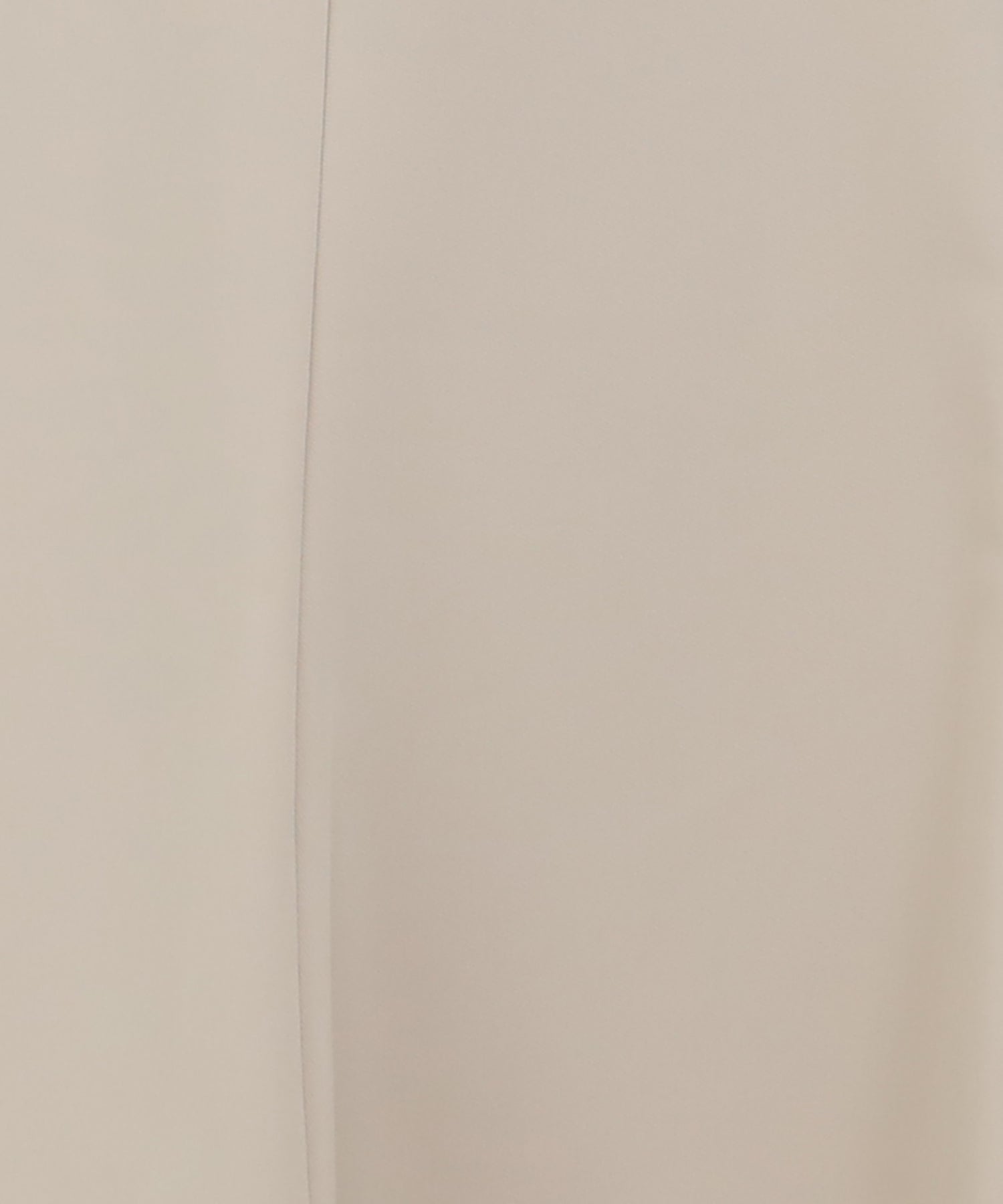 ベージュ