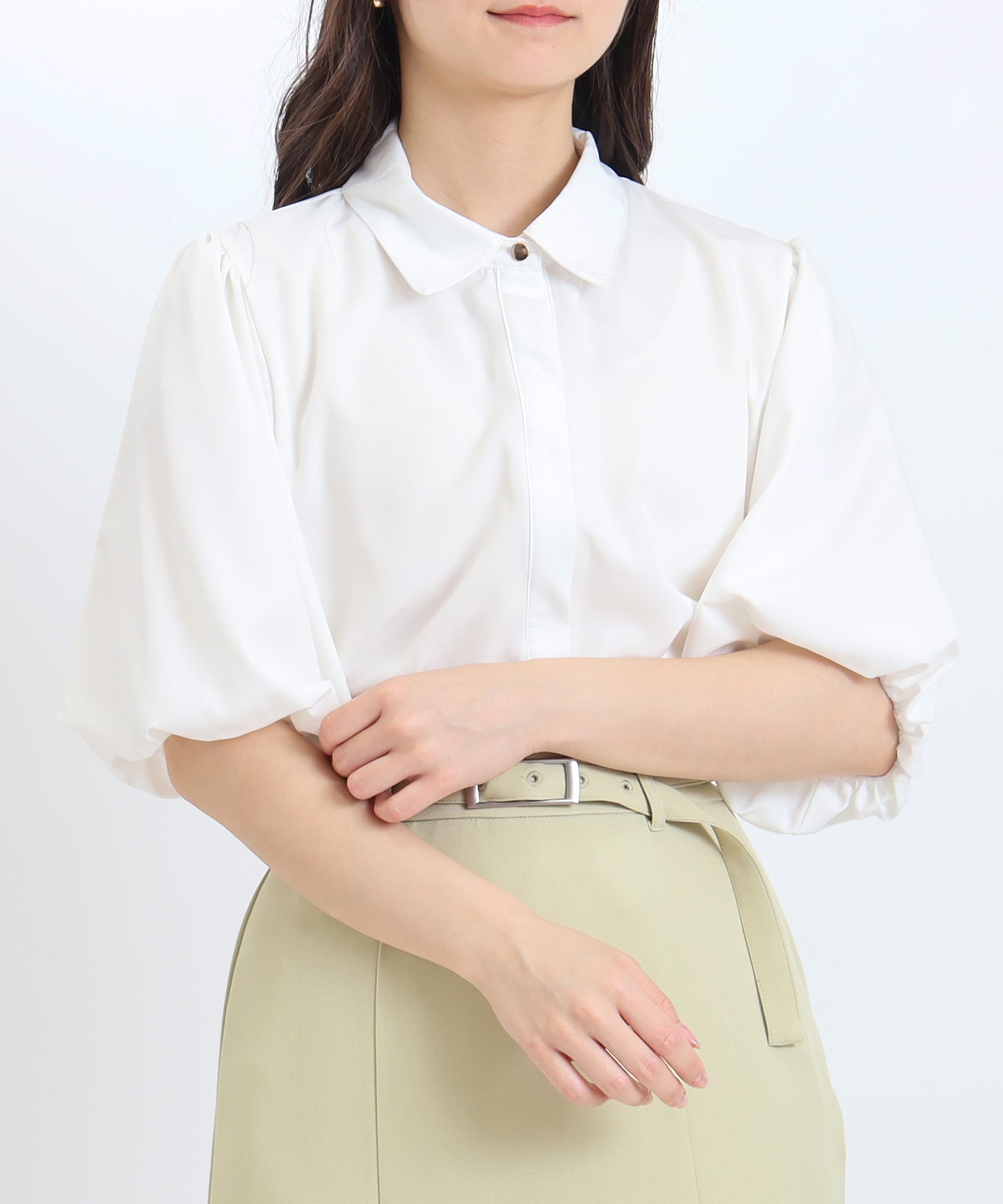 ホワイト　model：160　着用サイズ：M